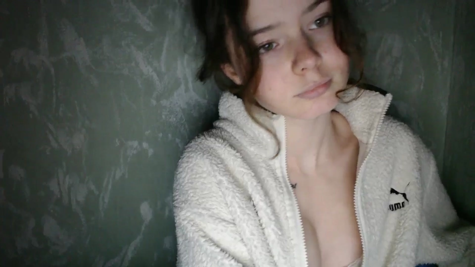 Gallery image thumbnail from KatyaWave's myfreecams stream on, 12/10/2025, 19:47 image 3 of 20