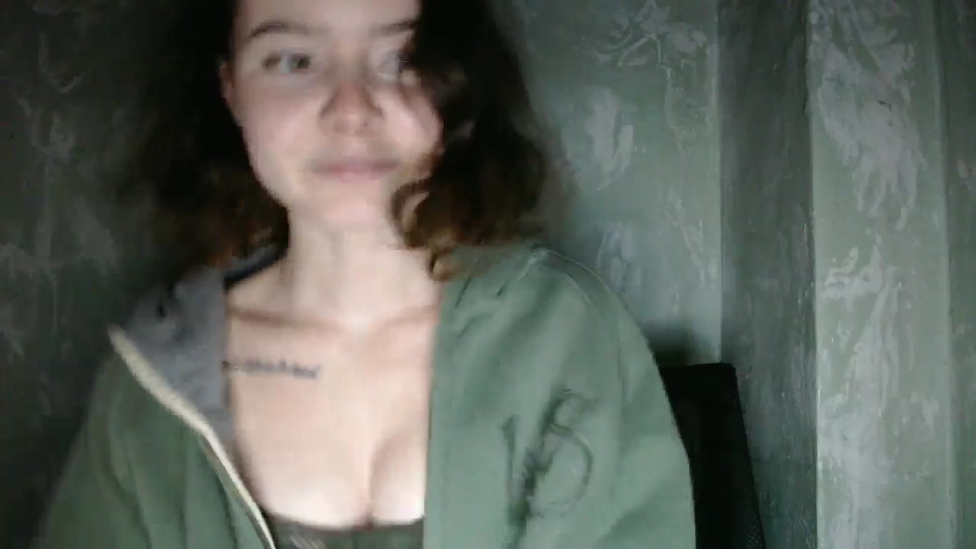 Gallery image thumbnail from KatyaWave's myfreecams stream on, 12/17/2025, 20:48 image 19 of 20