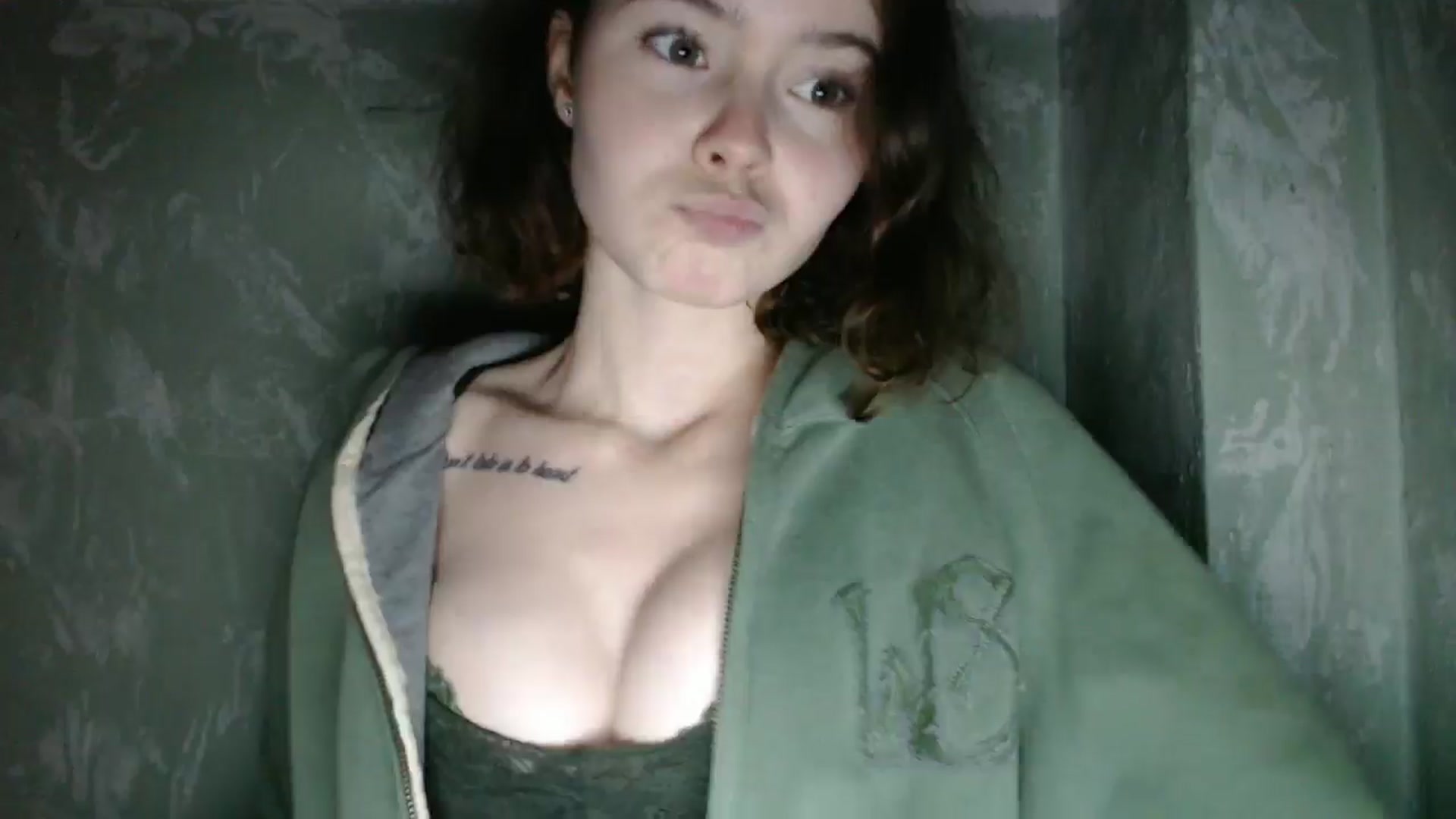 Gallery image thumbnail from KatyaWave's myfreecams stream on, 12/17/2025, 20:48 image 12 of 20