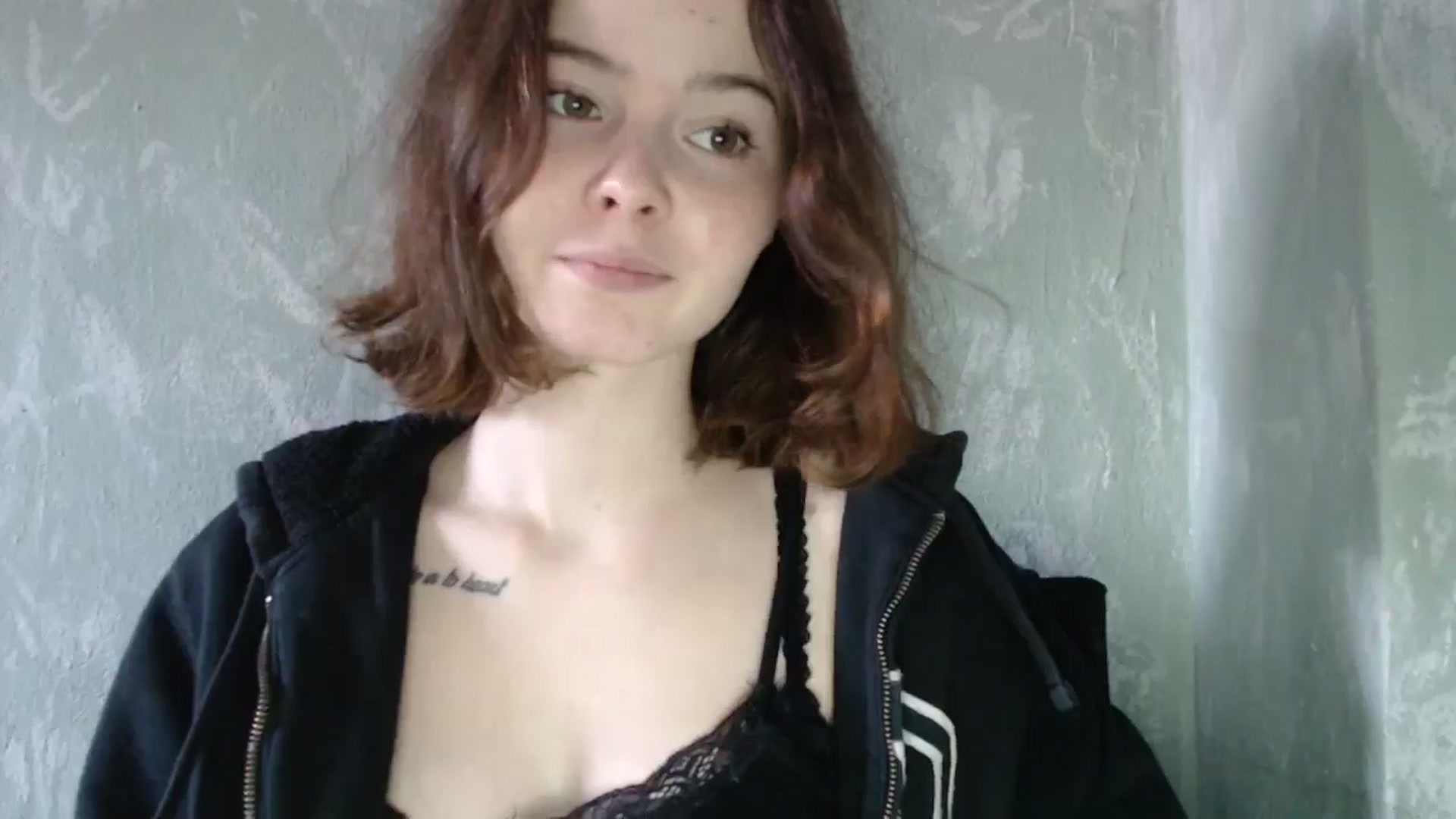 Gallery image thumbnail from KatyaWave's myfreecams stream on, 12/22/2025, 13:34 image 18 of 20