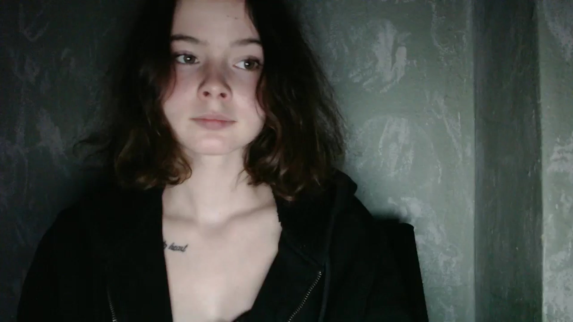 Gallery image thumbnail from KatyaWave's myfreecams stream on, 12/22/2025, 15:01 image 16 of 20