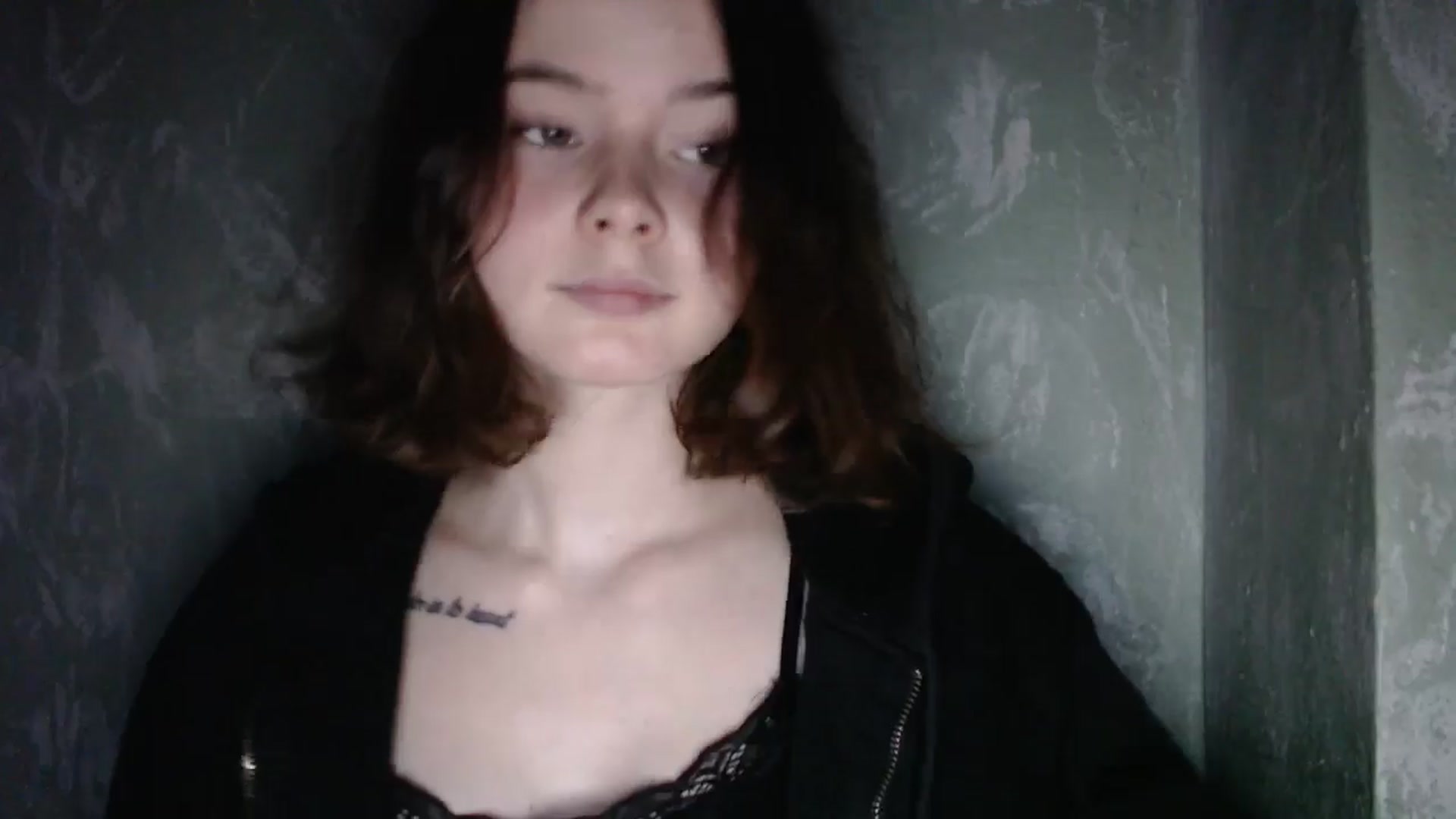 Gallery image thumbnail from KatyaWave's myfreecams stream on, 12/22/2025, 15:01 image 9 of 20