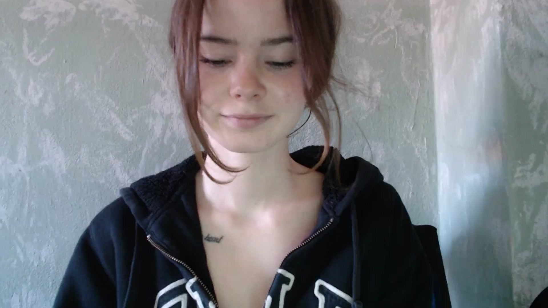 Gallery image thumbnail from KatyaWave's myfreecams stream on, 12/23/2025, 13:54 image 9 of 20
