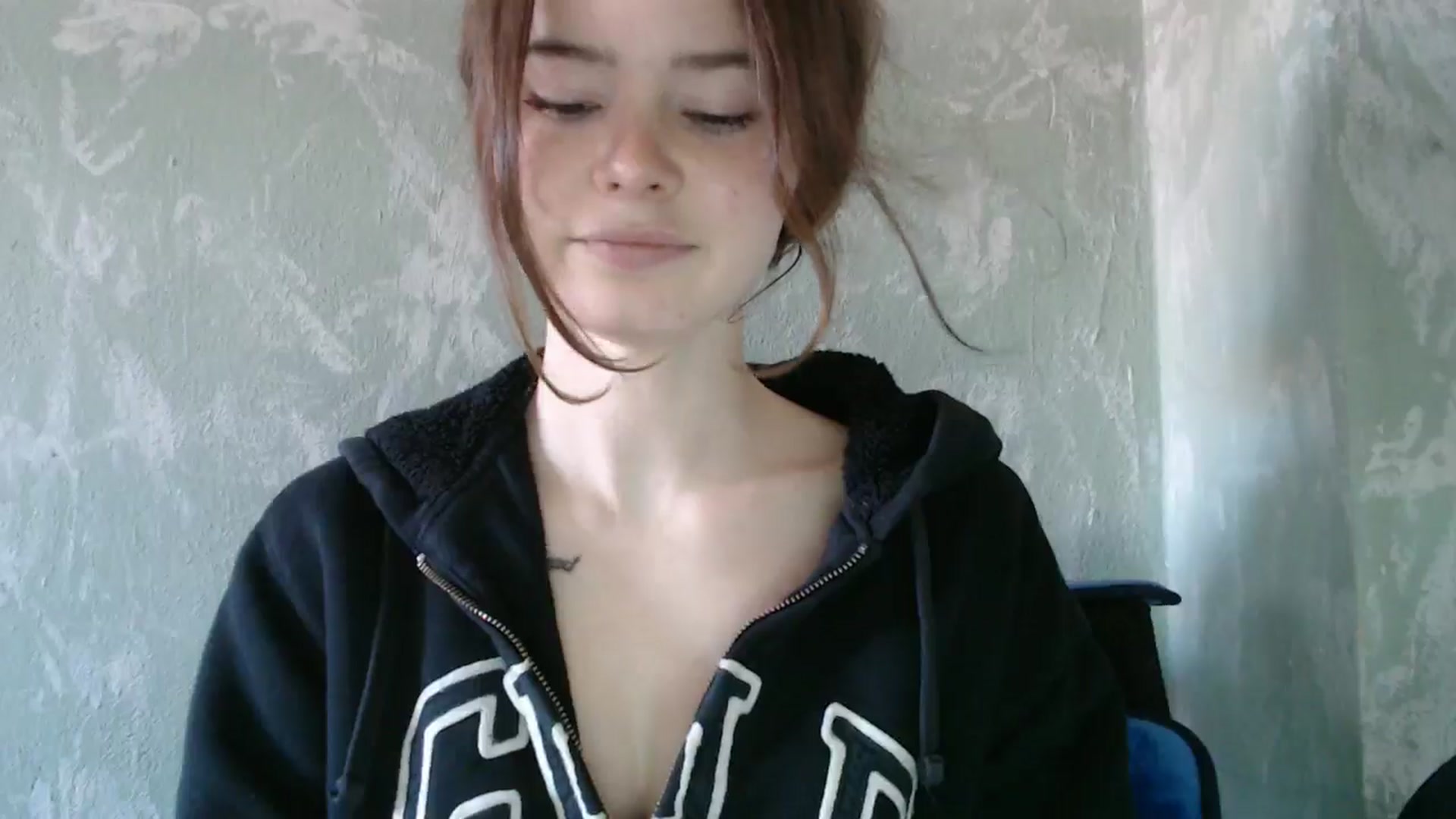 Gallery image thumbnail from KatyaWave's myfreecams stream on, 12/23/2025, 13:54 image 17 of 20