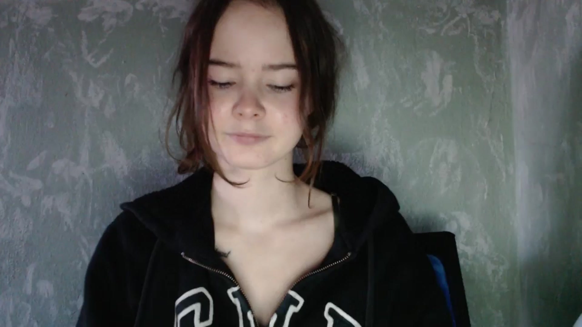 Gallery image thumbnail from KatyaWave's myfreecams stream on, 12/23/2025, 15:09 image 6 of 20