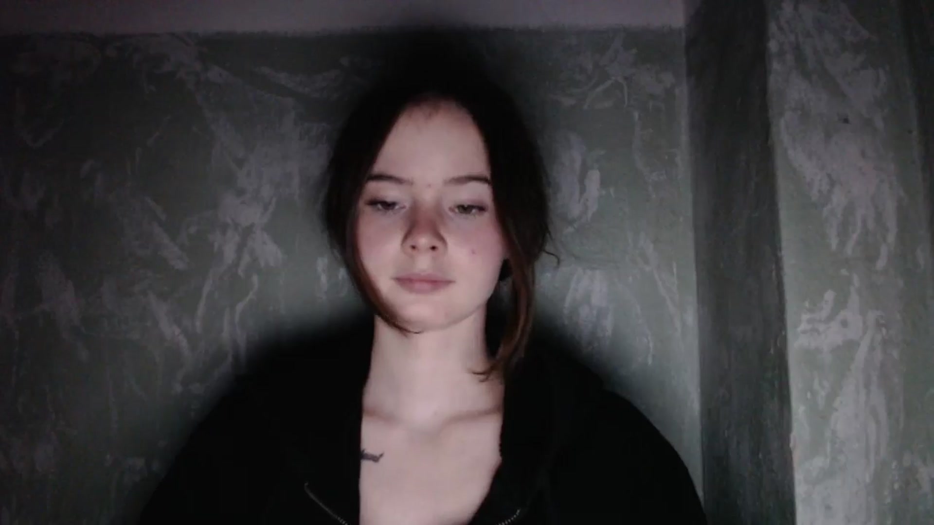 Gallery image thumbnail from KatyaWave's myfreecams stream on, 12/24/2025, 20:10 image 16 of 20