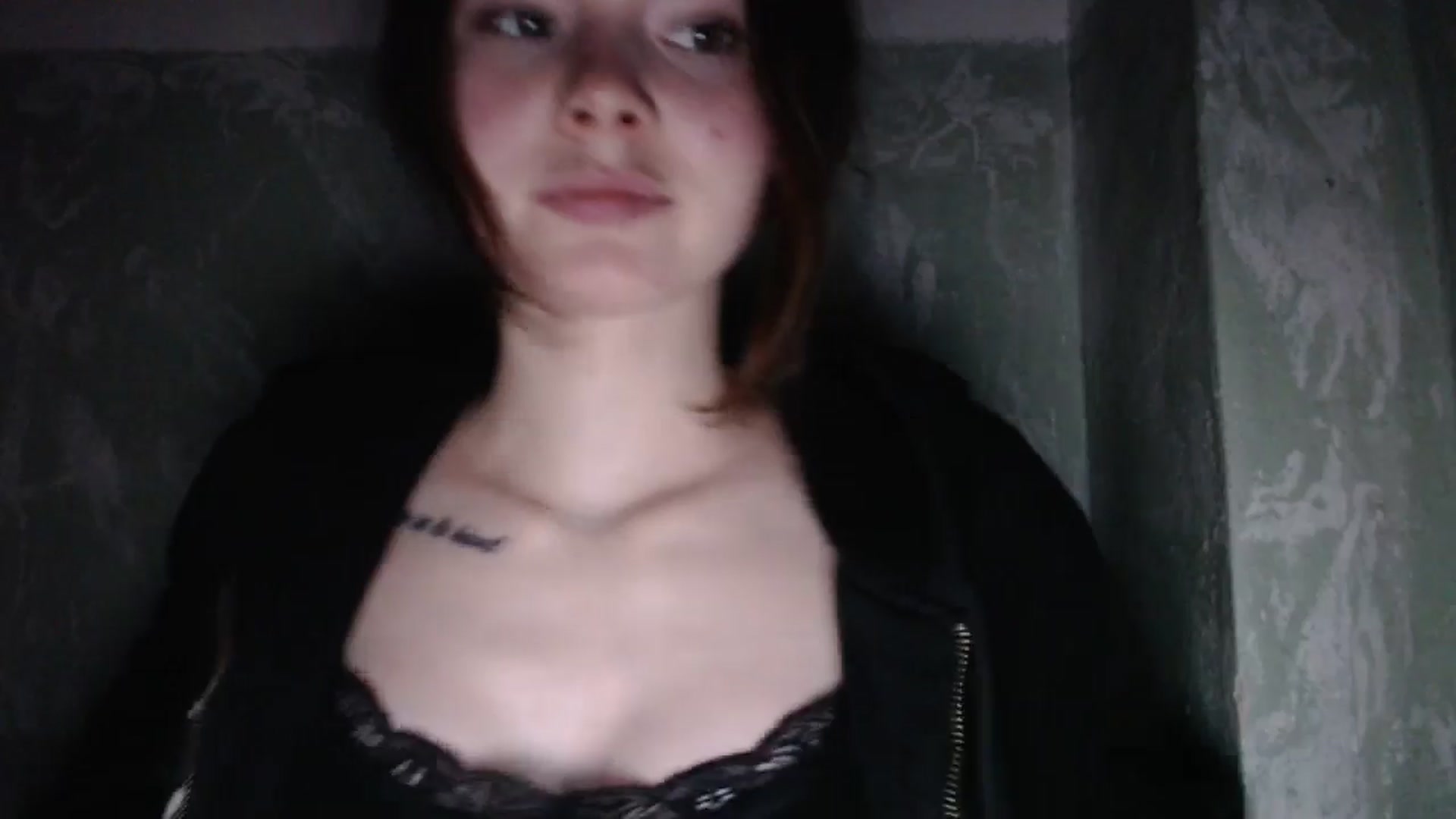 Gallery image thumbnail from KatyaWave's myfreecams stream on, 12/24/2025, 20:10 image 19 of 20