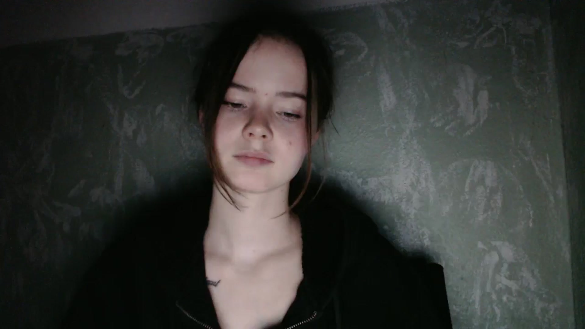Gallery image thumbnail from KatyaWave's myfreecams stream on, 12/24/2025, 21:51 image 13 of 20
