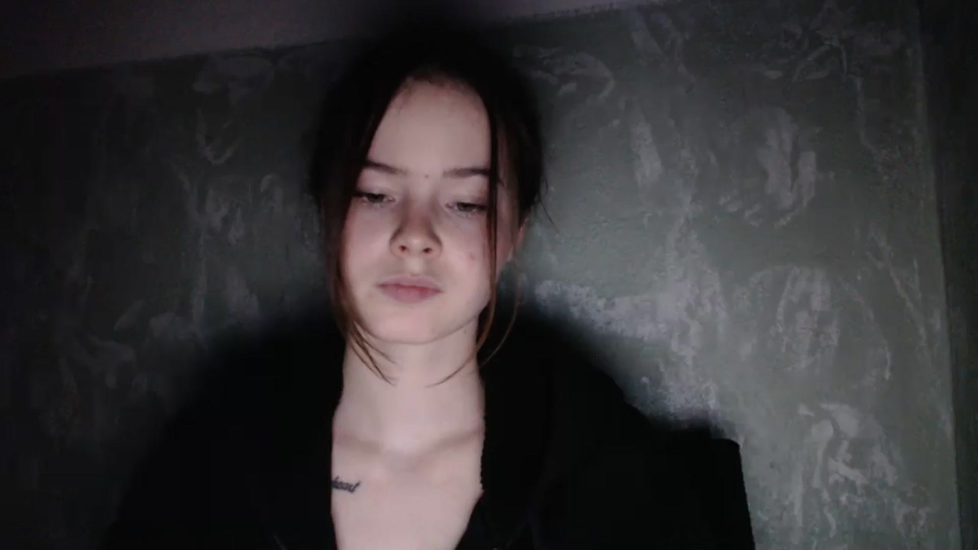 Gallery image thumbnail from KatyaWave's myfreecams stream on, 12/24/2025, 21:51 image 16 of 20