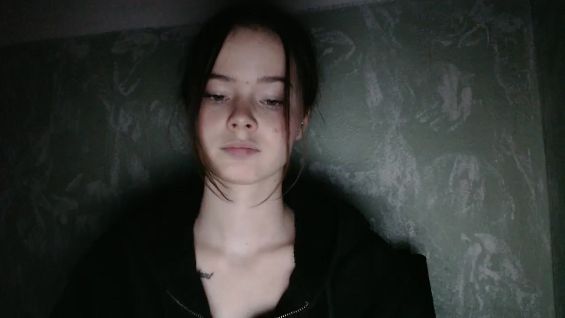 Gallery image thumbnail from KatyaWave's myfreecams stream on, 12/24/2025, 21:51 image 6 of 20