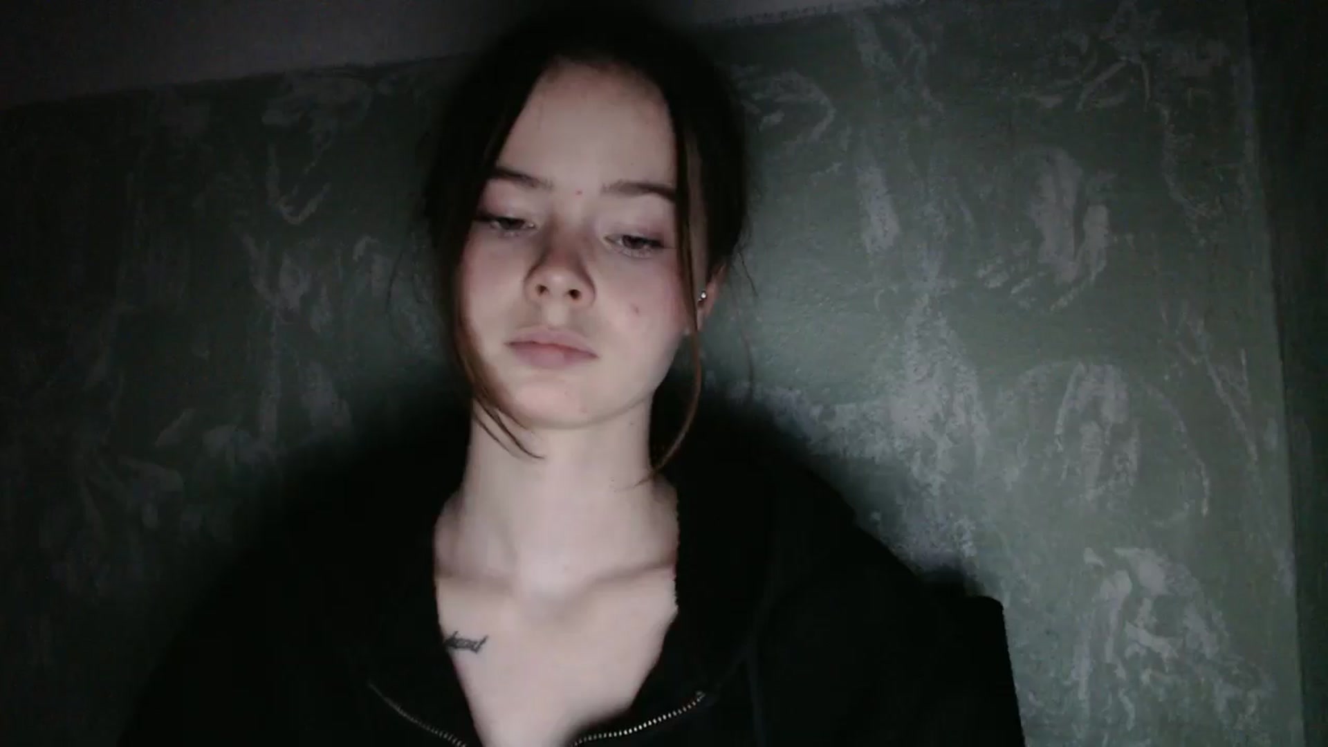 Gallery image thumbnail from KatyaWave's myfreecams stream on, 12/24/2025, 21:51 image 4 of 20