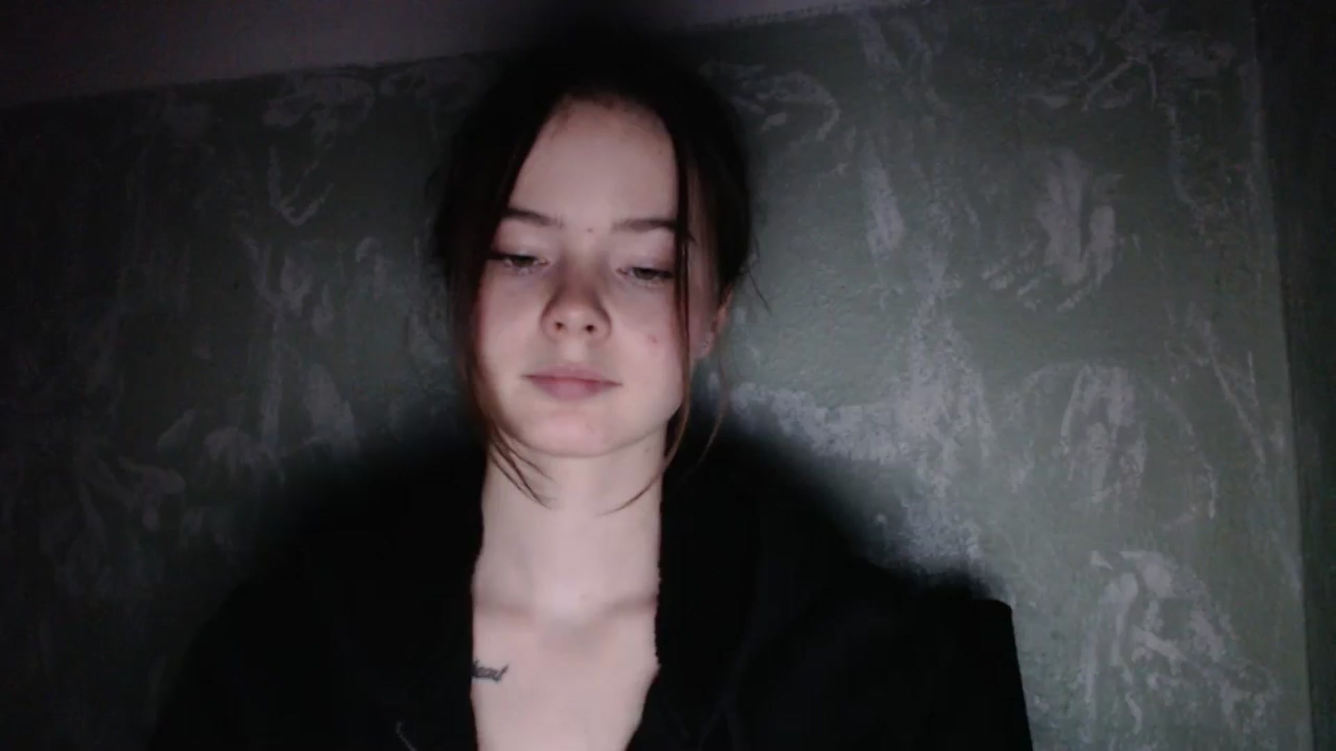 Gallery image thumbnail from KatyaWave's myfreecams stream on, 12/24/2025, 21:51 image 17 of 20