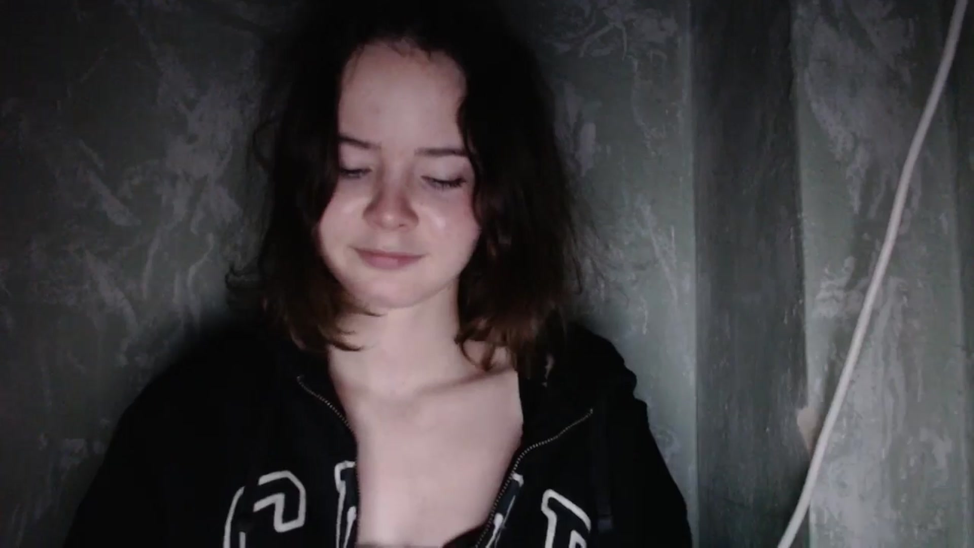 Gallery image thumbnail from KatyaWave's myfreecams stream on, 12/28/2025, 19:44 image 7 of 20