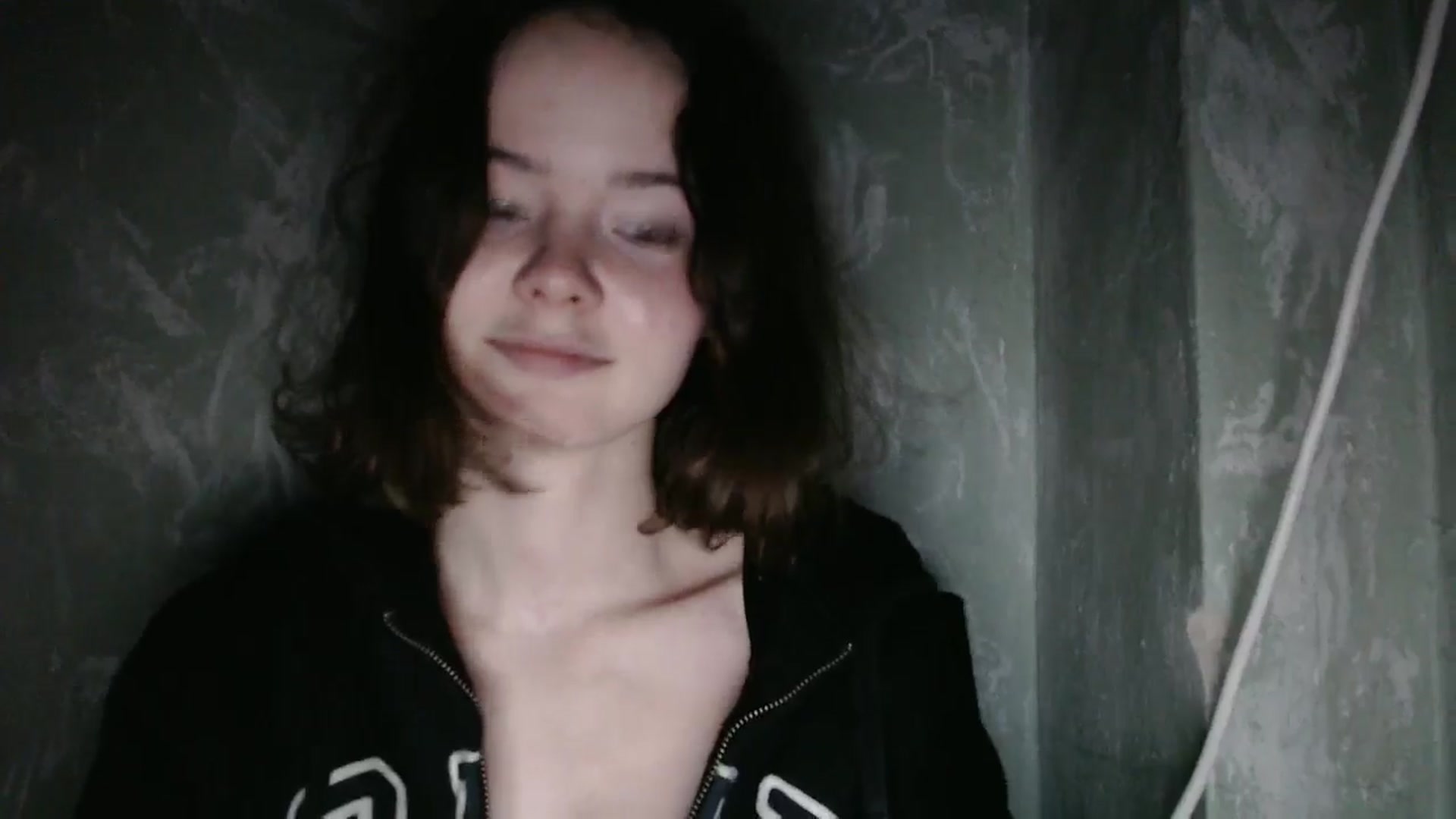 Gallery image thumbnail from KatyaWave's myfreecams stream on, 12/28/2025, 19:44 image 9 of 20