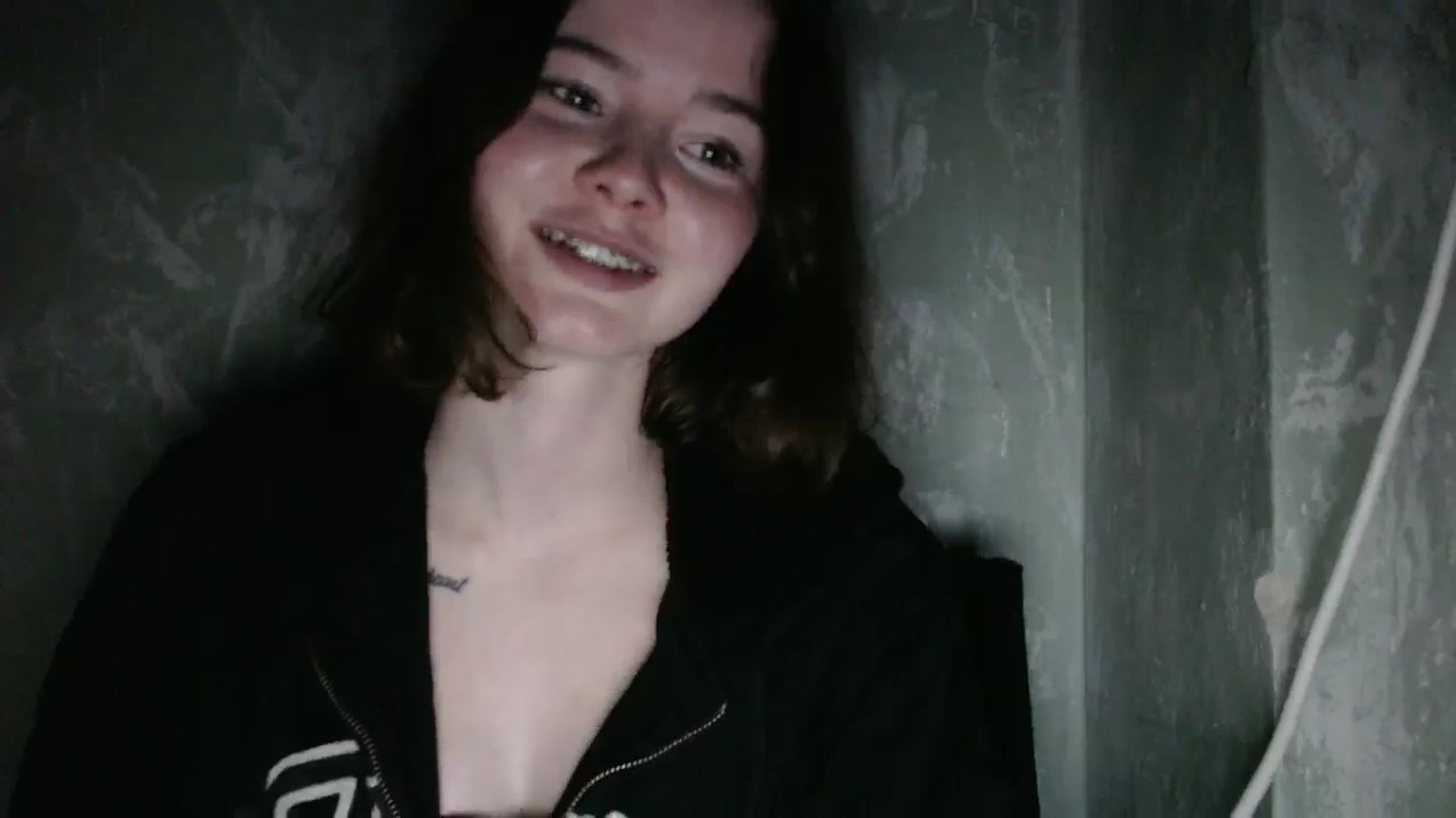 Gallery image thumbnail from KatyaWave's myfreecams stream on, 12/28/2025, 20:54 image 12 of 20
