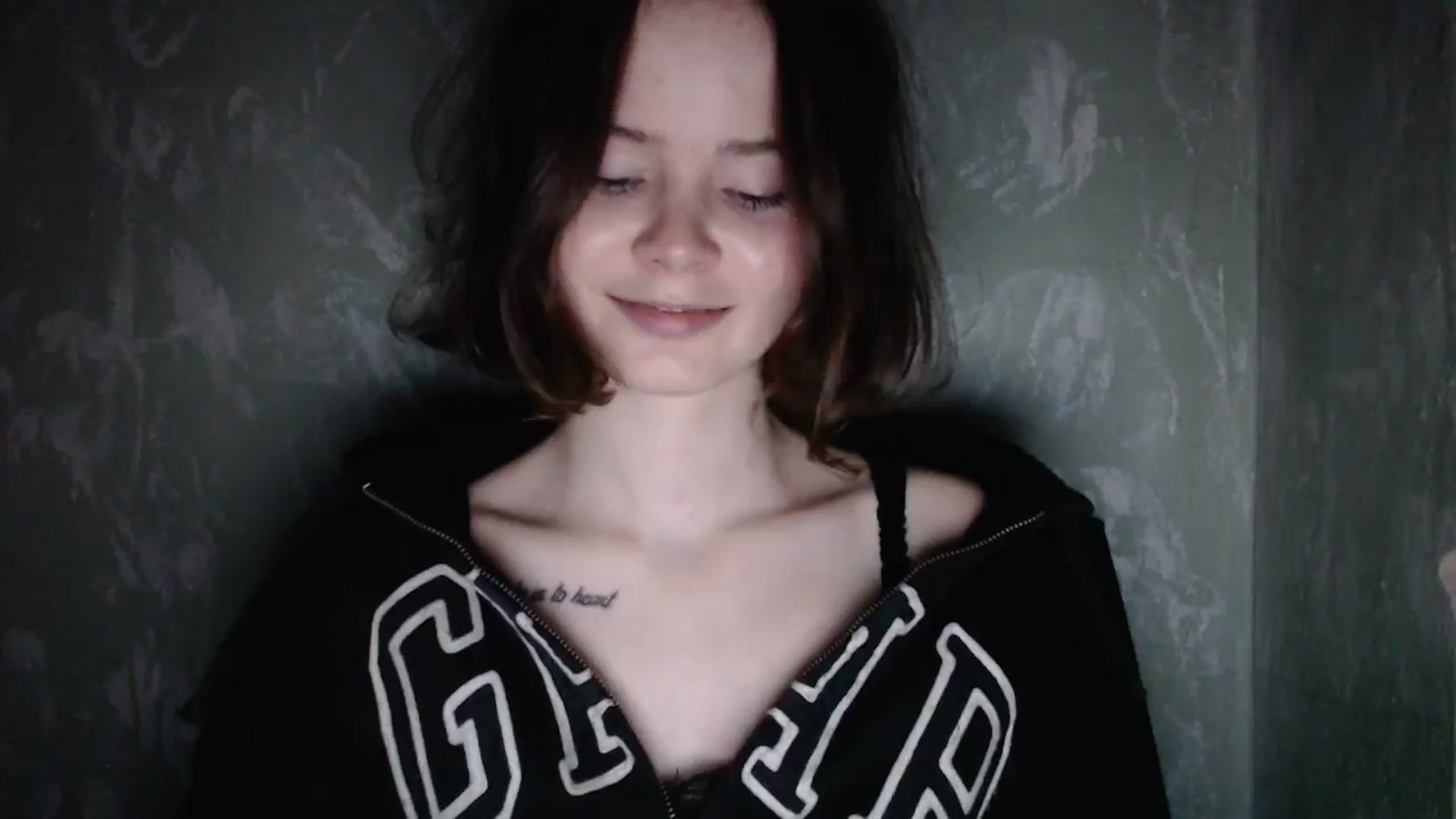 Gallery image thumbnail from KatyaWave's myfreecams stream on, 12/29/2025, 18:32 image 11 of 20