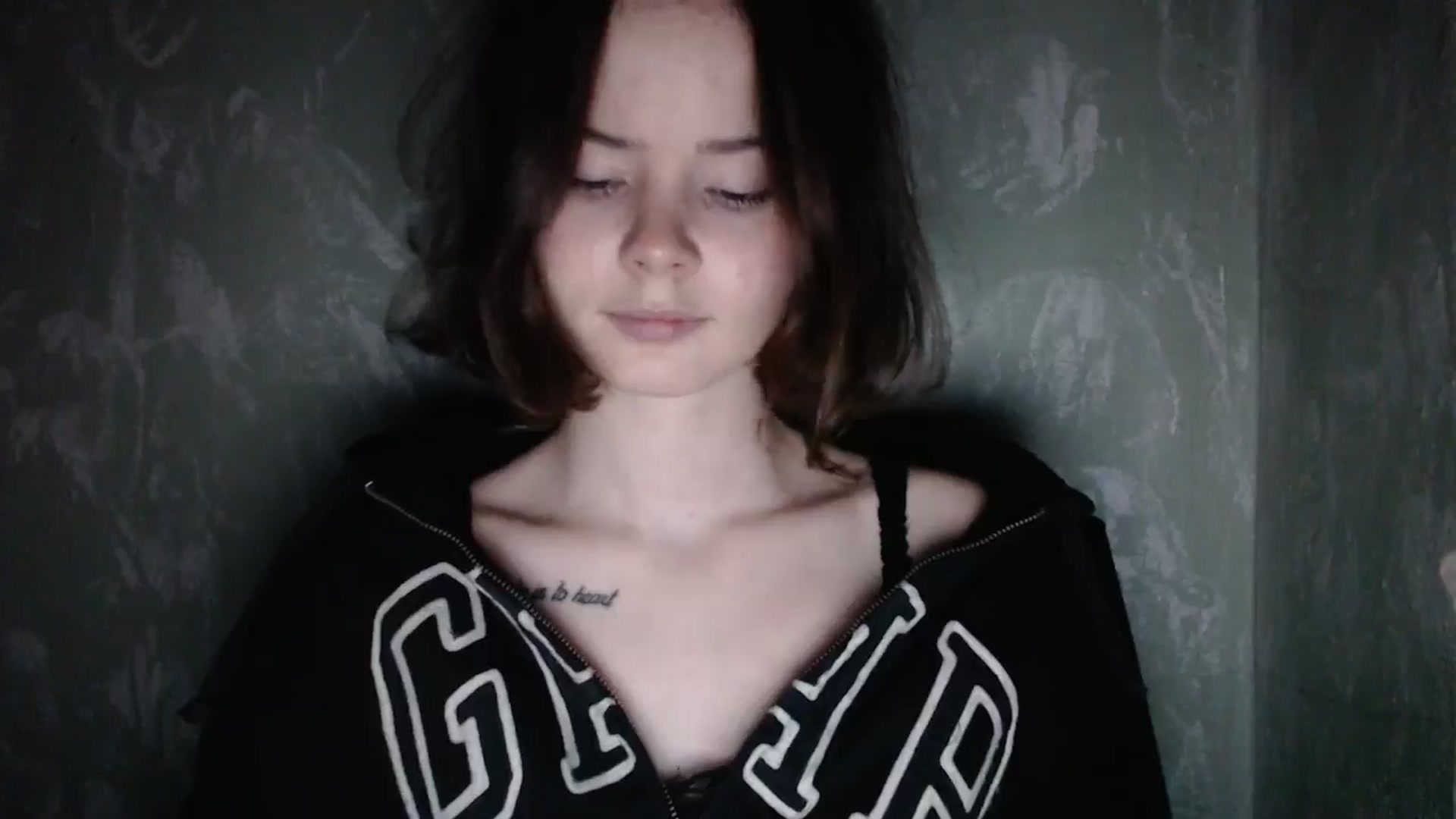Gallery image thumbnail from KatyaWave's myfreecams stream on, 12/29/2025, 18:32 image 9 of 20