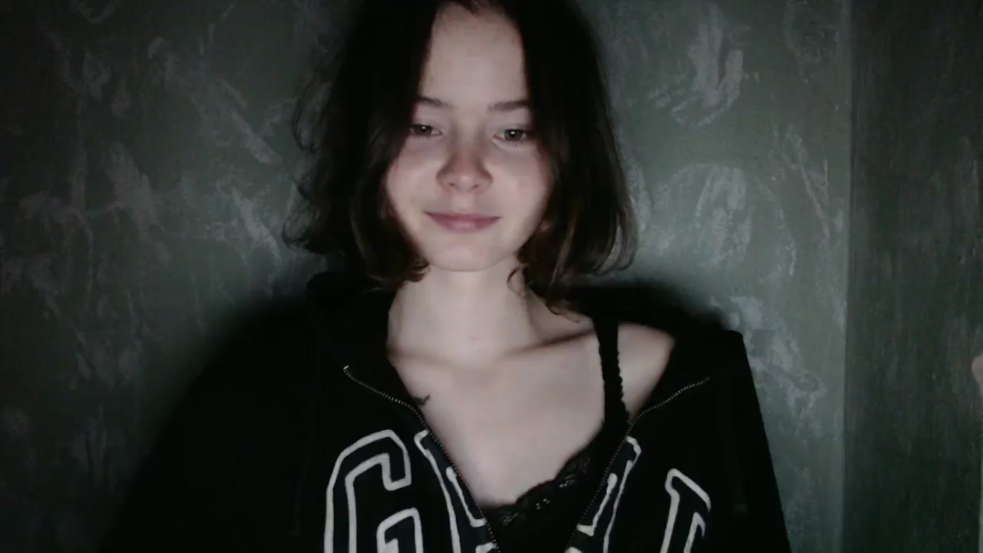 Gallery image thumbnail from KatyaWave's myfreecams stream on, 12/29/2025, 18:32 image 19 of 20