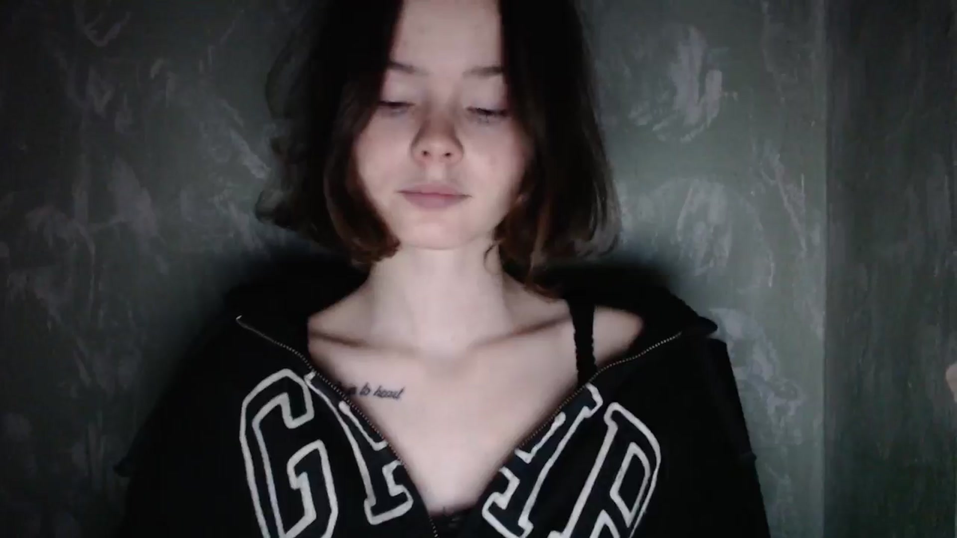 Gallery image thumbnail from KatyaWave's myfreecams stream on, 12/29/2025, 18:32 image 4 of 20