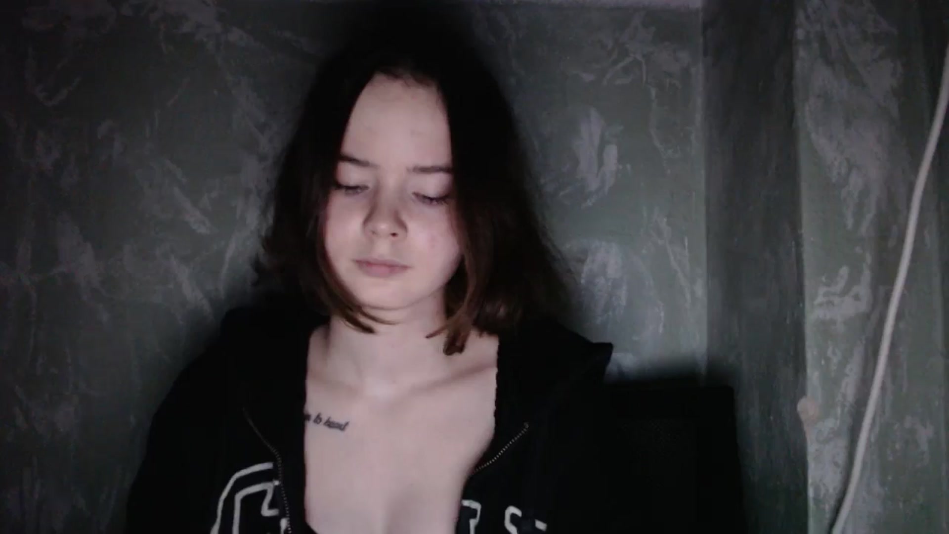 Gallery image thumbnail from KatyaWave's myfreecams stream on, 12/30/2025, 19:47 image 18 of 20