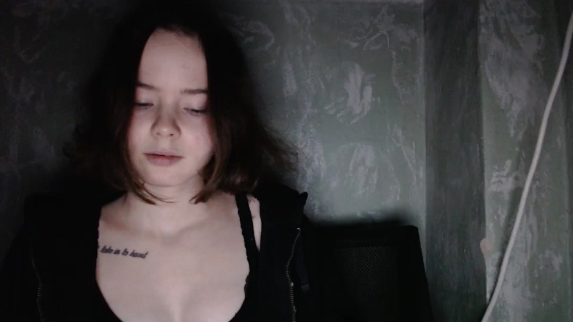 Gallery image thumbnail from KatyaWave's myfreecams stream on, 12/30/2025, 19:47 image 7 of 20