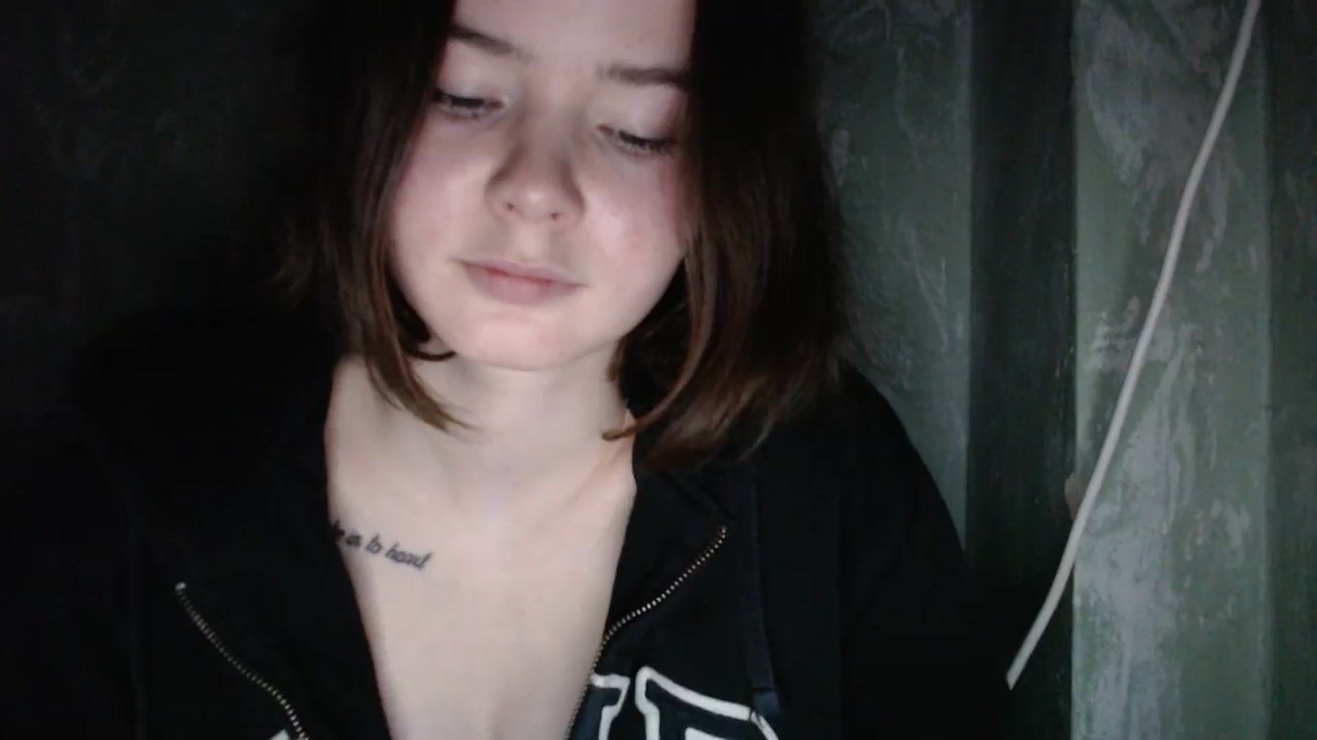 Gallery image thumbnail from KatyaWave's myfreecams stream on, 12/30/2025, 20:37 image 19 of 20