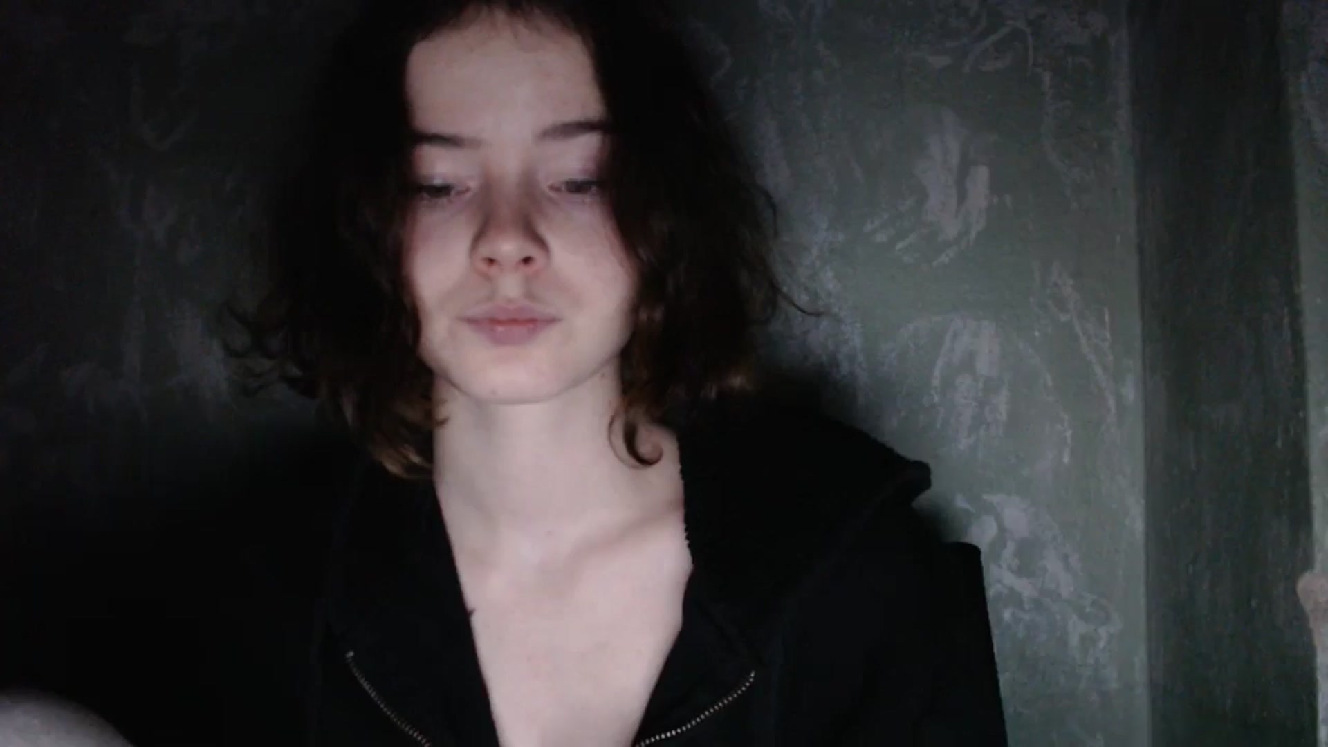 Gallery image thumbnail from KatyaWave's myfreecams stream on, 01/05/2026, 21:25 image 17 of 20