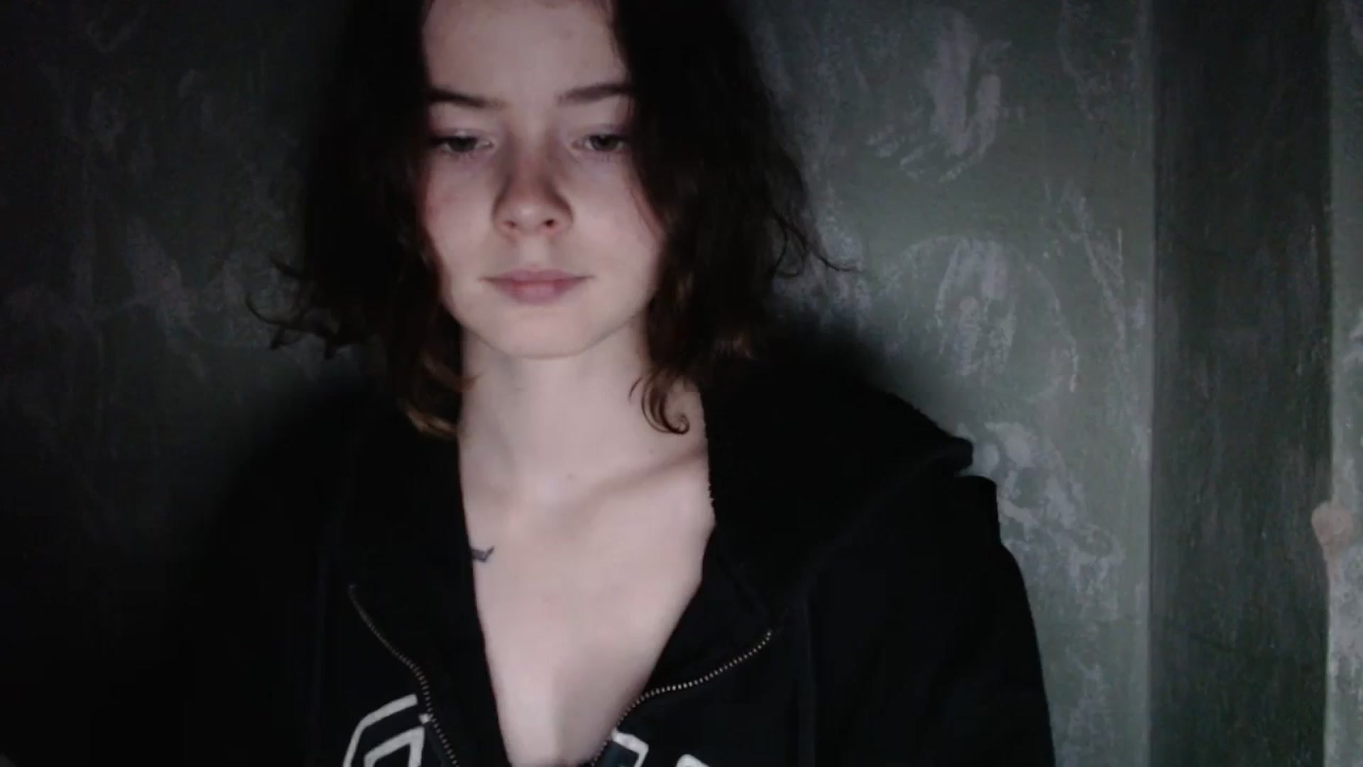 Gallery image thumbnail from KatyaWave's myfreecams stream on, 01/05/2026, 21:25 image 19 of 20
