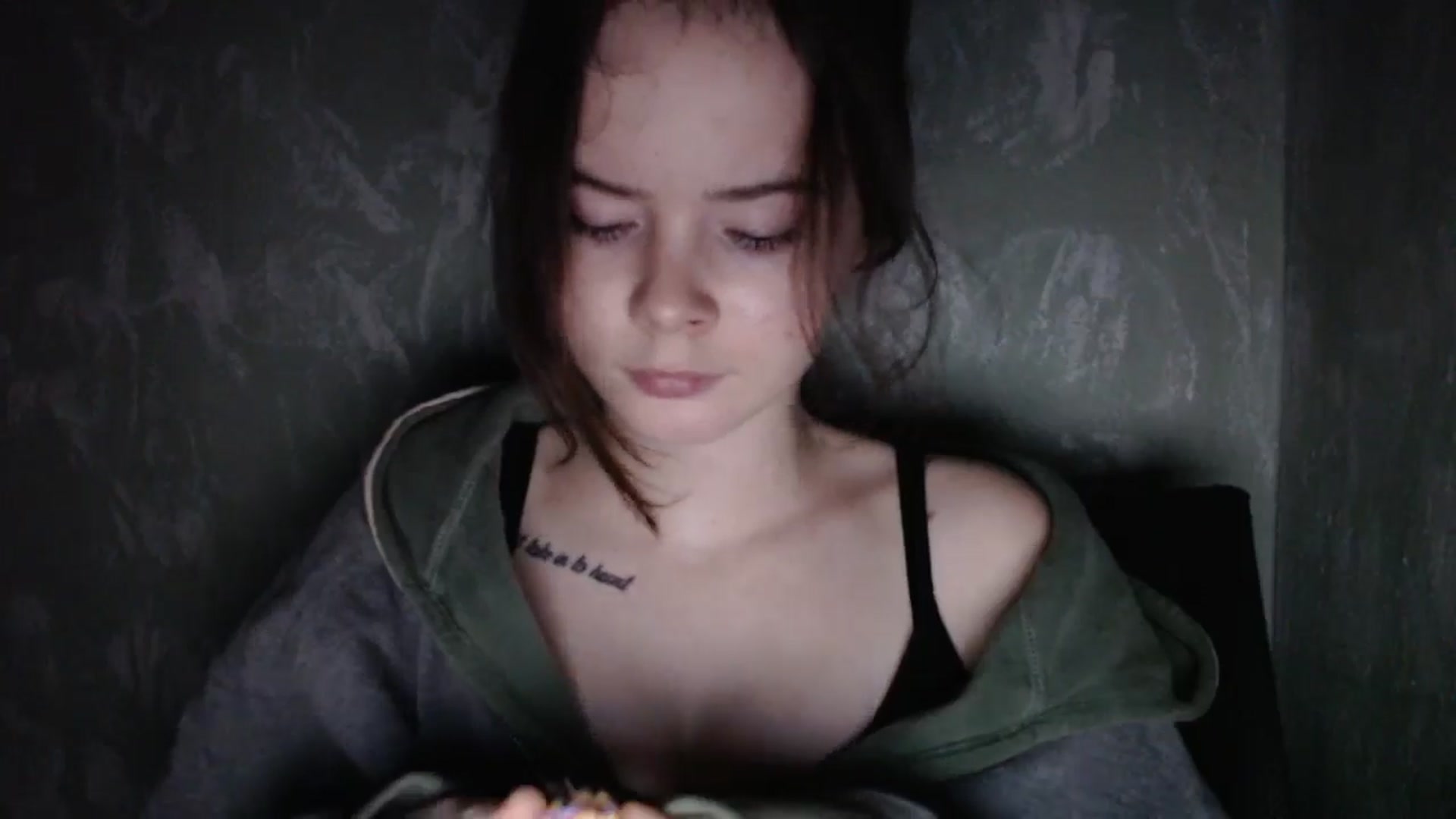 Gallery image thumbnail from KatyaWave's myfreecams stream on, 01/07/2026, 19:11 image 17 of 20