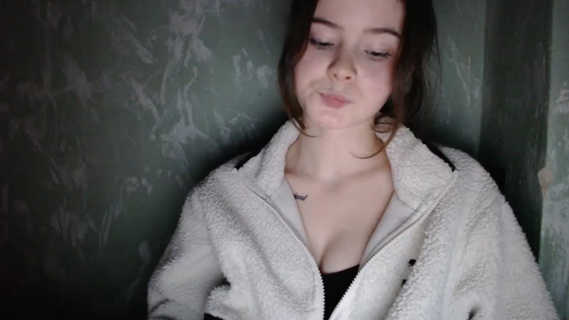 Gallery image thumbnail from KatyaWave's myfreecams stream on, 01/08/2026, 19:25 image 11 of 20