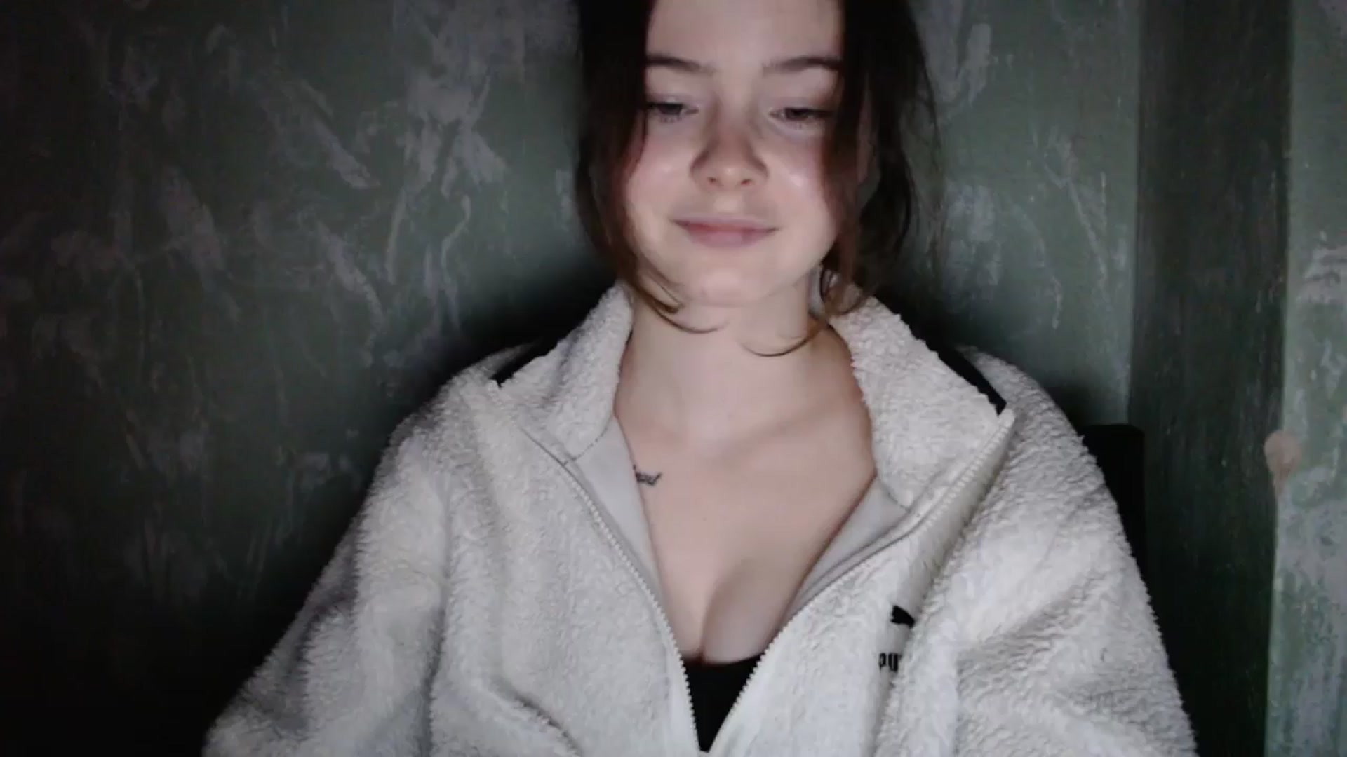 Gallery image thumbnail from KatyaWave's myfreecams stream on, 01/08/2026, 19:25 image 18 of 20