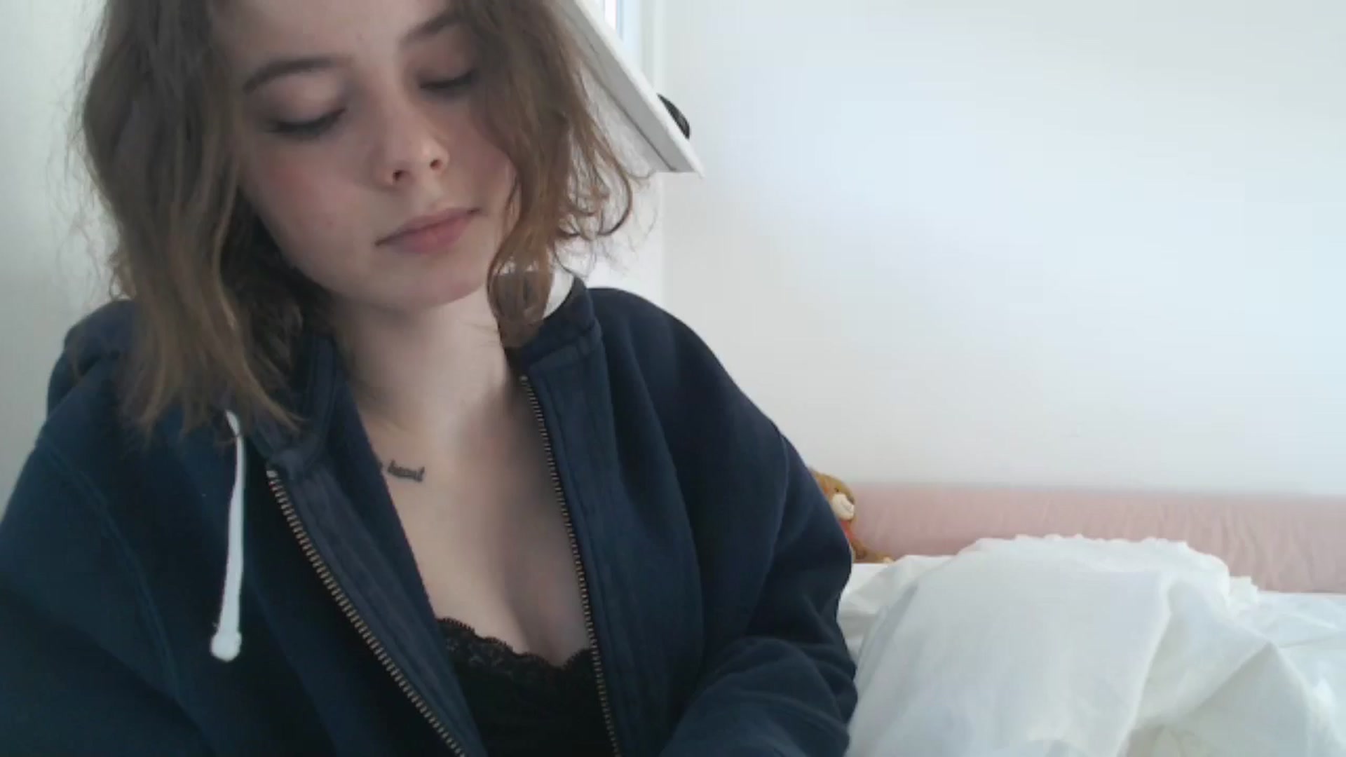 Gallery image thumbnail from KatyaWave's myfreecams stream on, 01/16/2026, 12:41 image 5 of 20