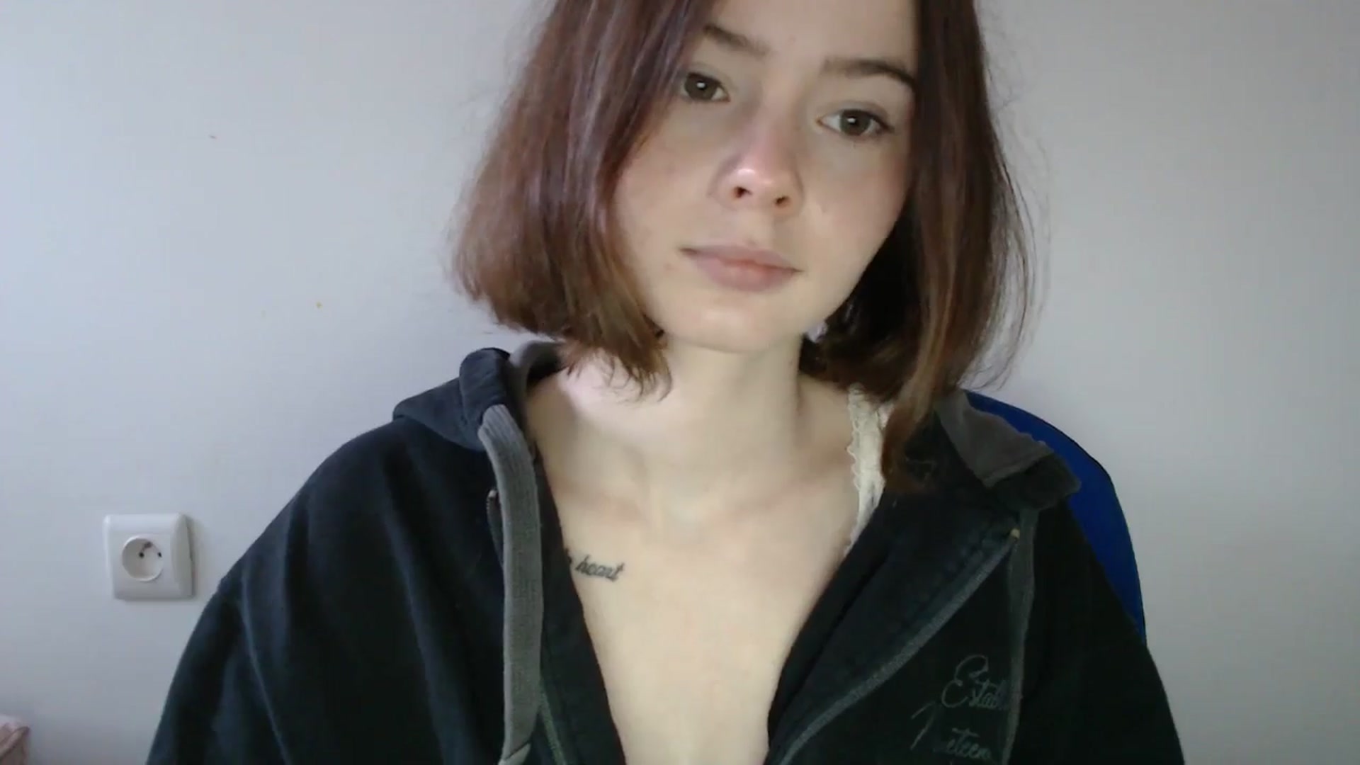 Gallery image thumbnail from KatyaWave's myfreecams stream on, 01/21/2026, 15:15 image 19 of 20