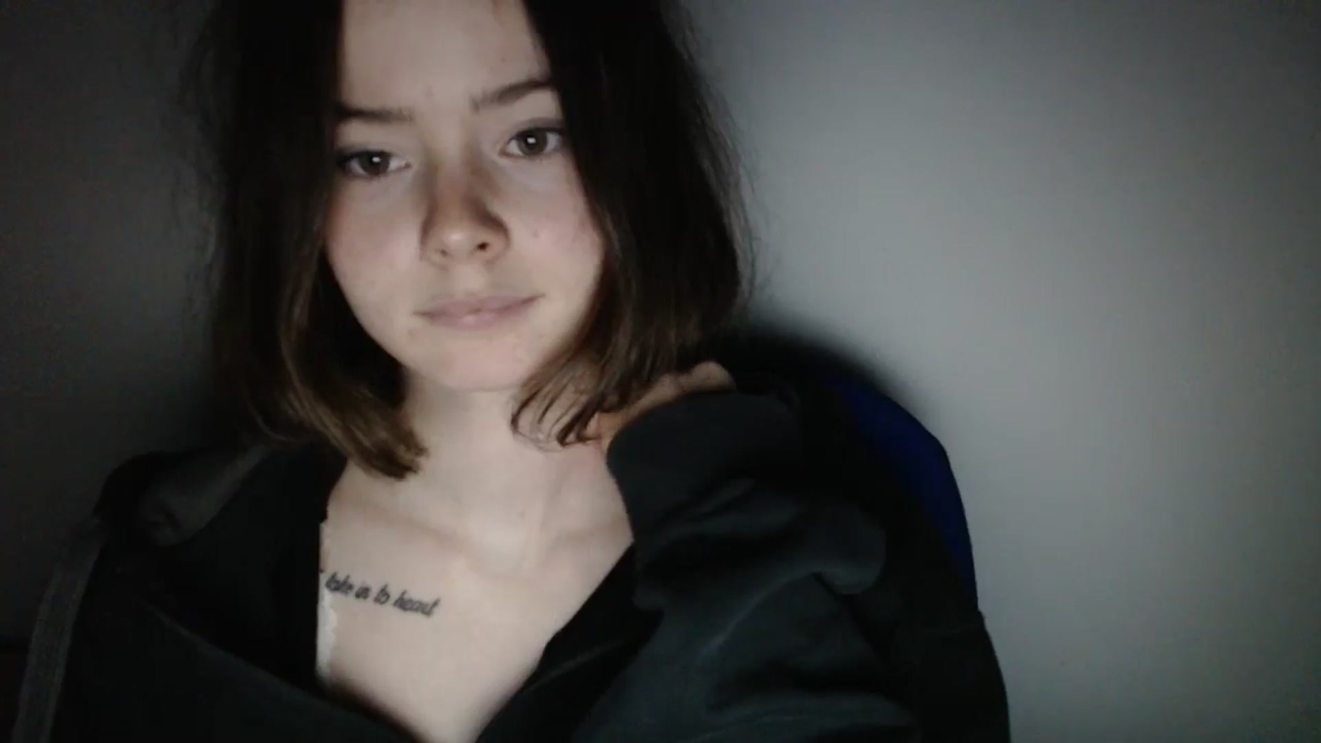 Gallery image thumbnail from KatyaWave's myfreecams stream on, 01/21/2026, 20:27 image 18 of 20