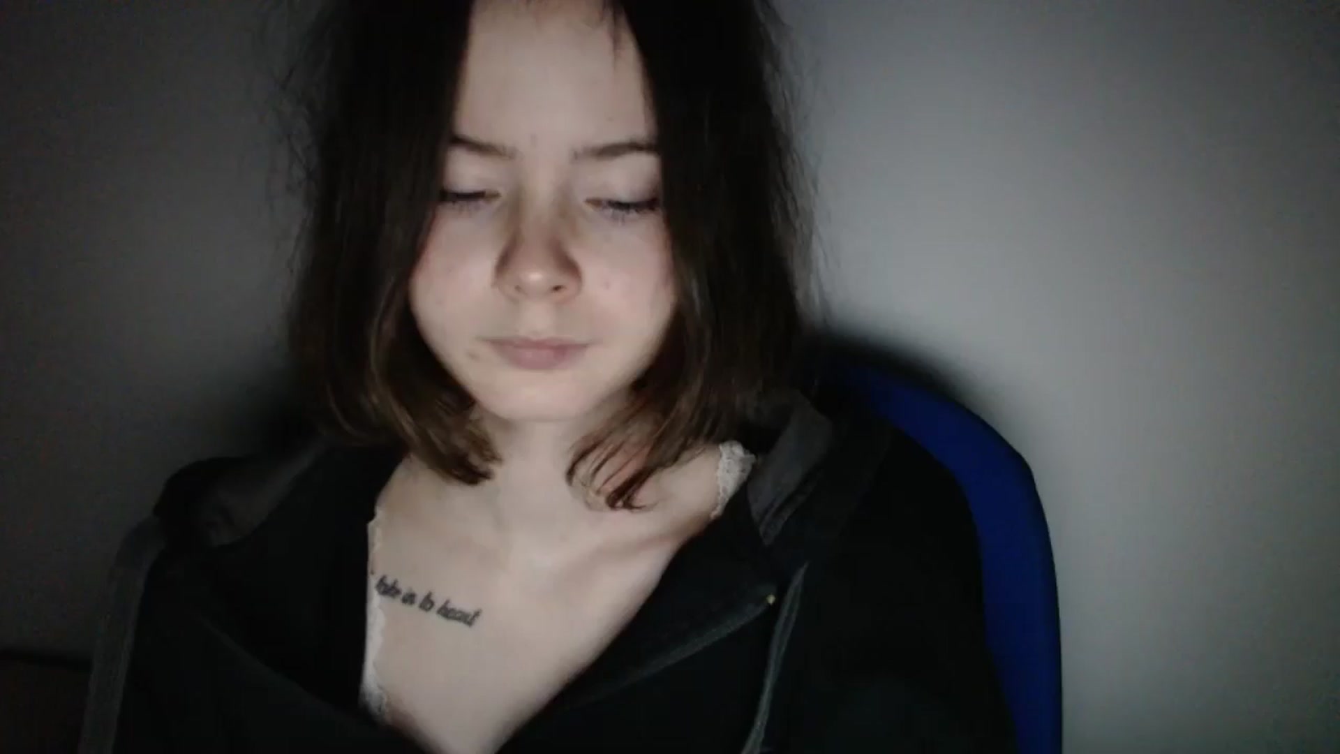 Gallery image thumbnail from KatyaWave's myfreecams stream on, 01/21/2026, 20:27 image 19 of 20