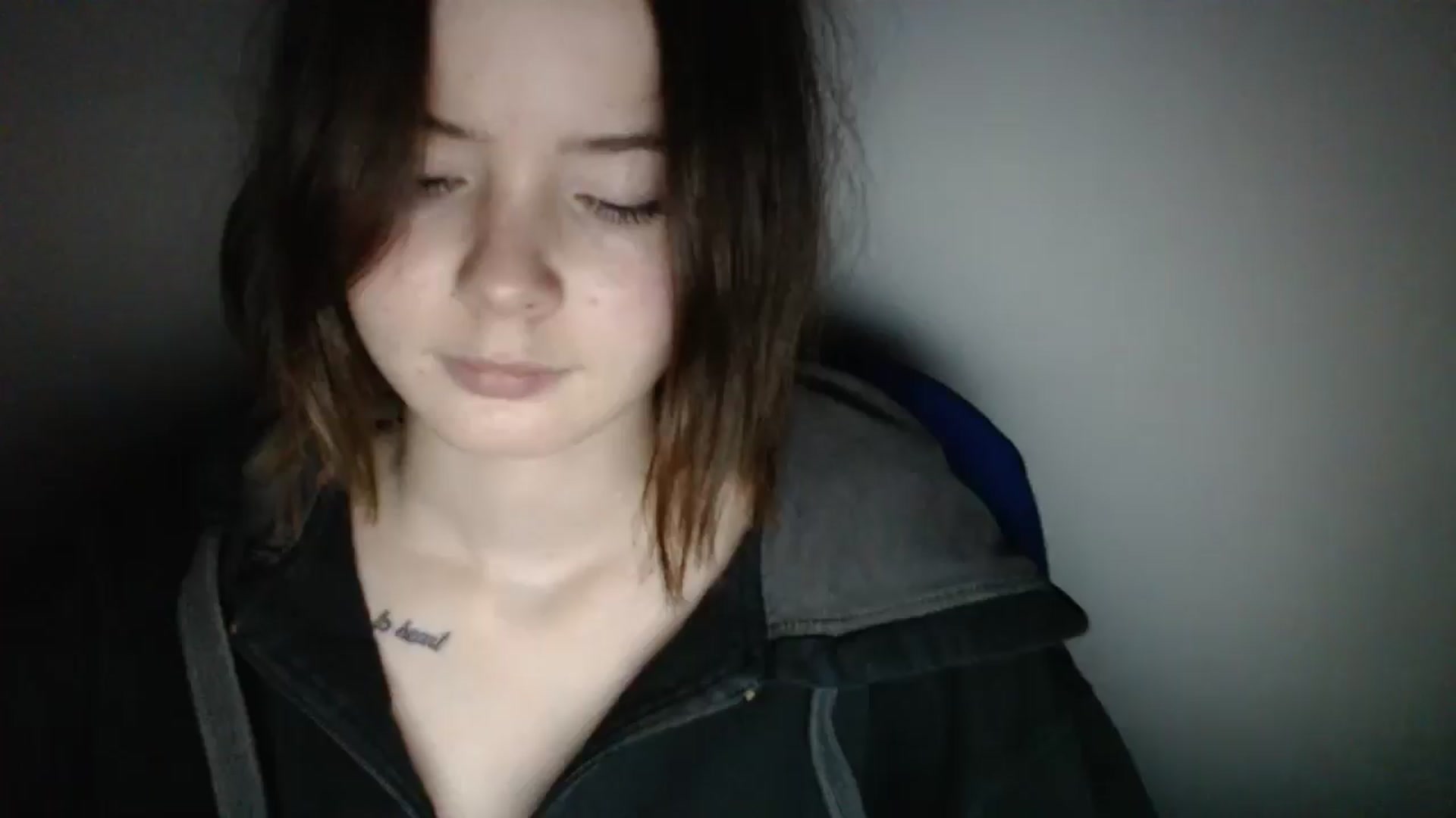 Gallery image thumbnail from KatyaWave's myfreecams stream on, 01/22/2026, 21:54 image 14 of 20