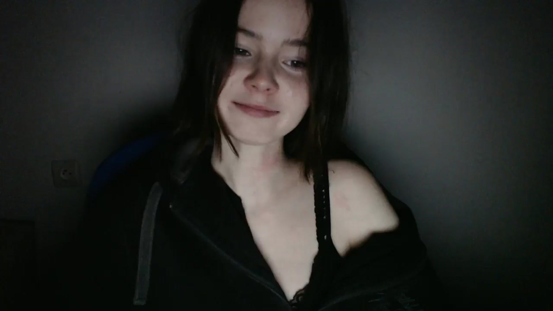 Gallery image thumbnail from KatyaWave's myfreecams stream on, 01/23/2026, 16:34 image 18 of 20