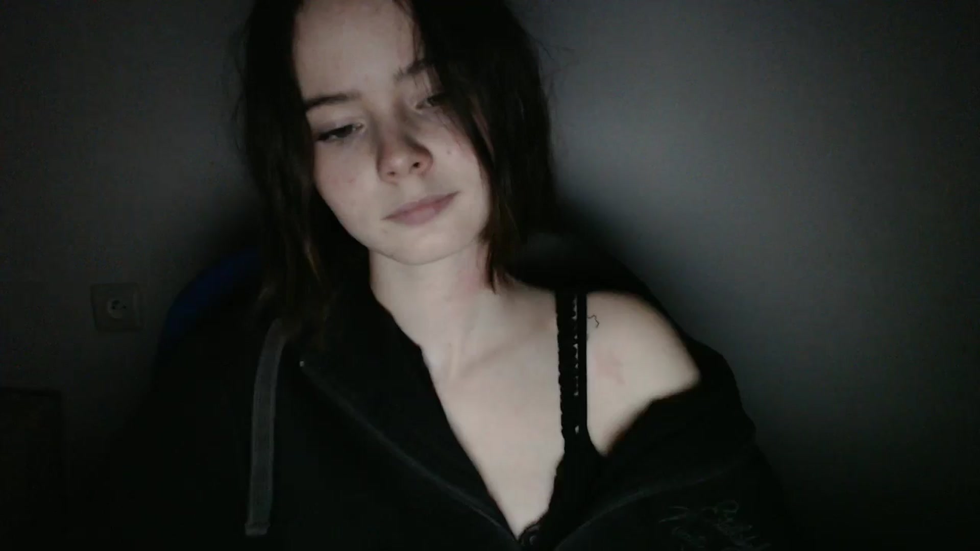 Gallery image thumbnail from KatyaWave's myfreecams stream on, 01/23/2026, 16:34 image 17 of 20