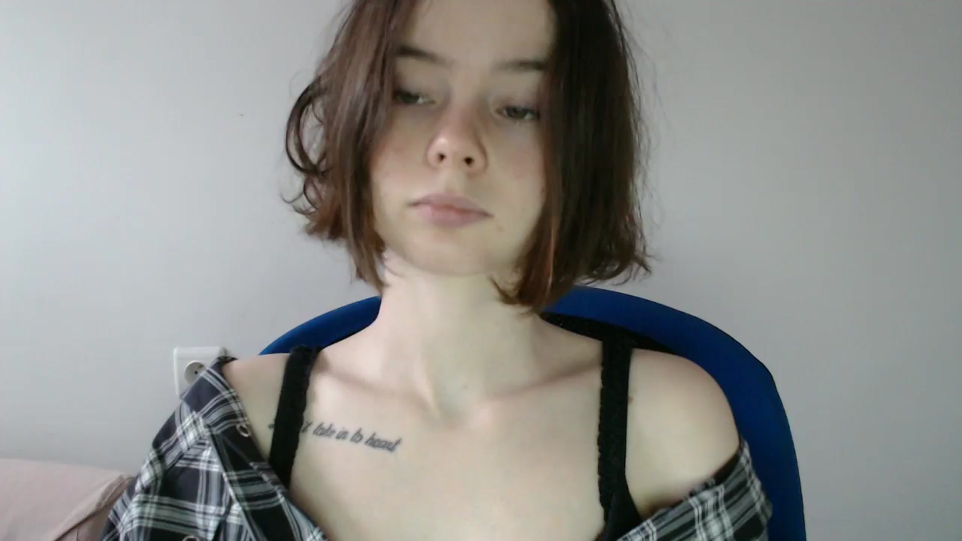 Gallery image thumbnail from KatyaWave's myfreecams stream on, 01/25/2026, 13:49 image 1 of 20