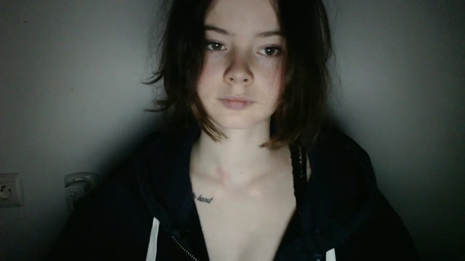 Gallery image thumbnail from KatyaWave's myfreecams stream on, 01/27/2026, 21:25 image 1 of 20