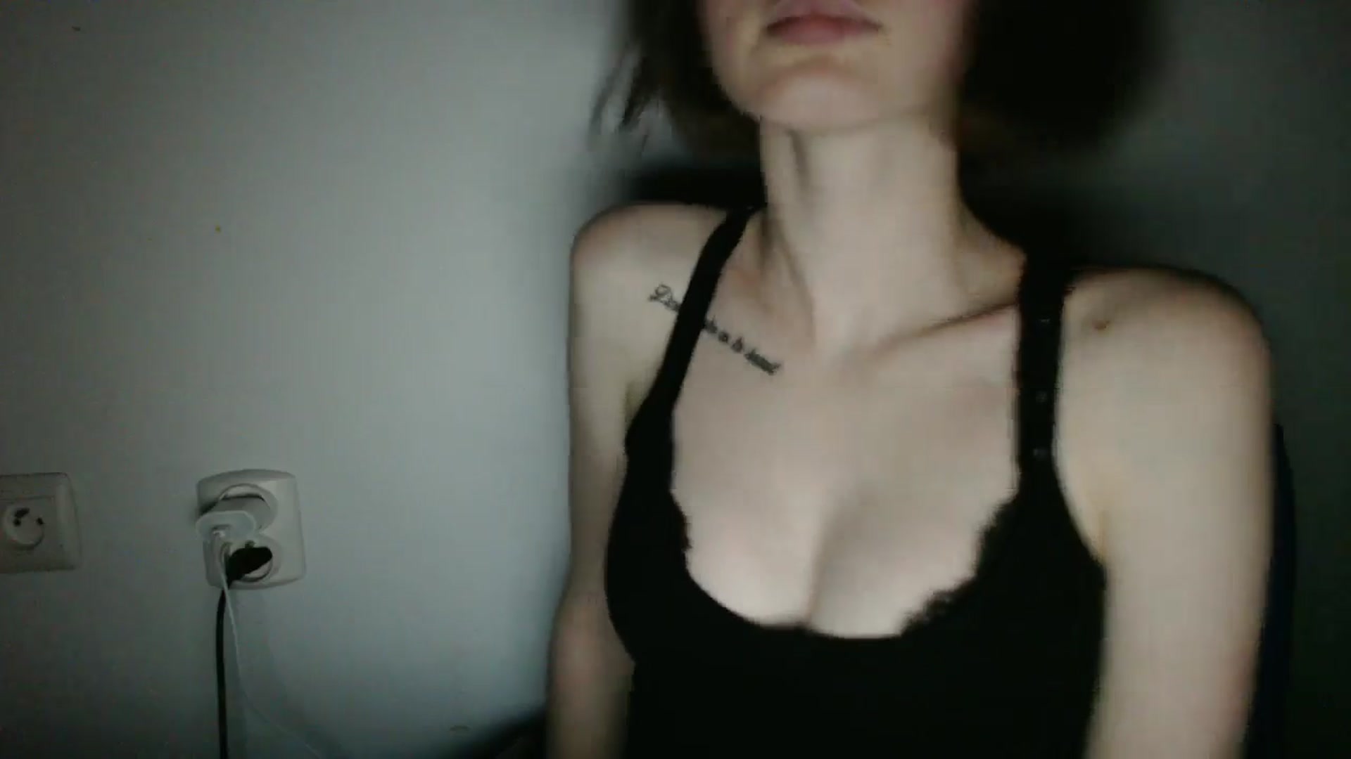 Gallery image thumbnail from KatyaWave's myfreecams stream on, 01/27/2026, 21:25 image 13 of 20