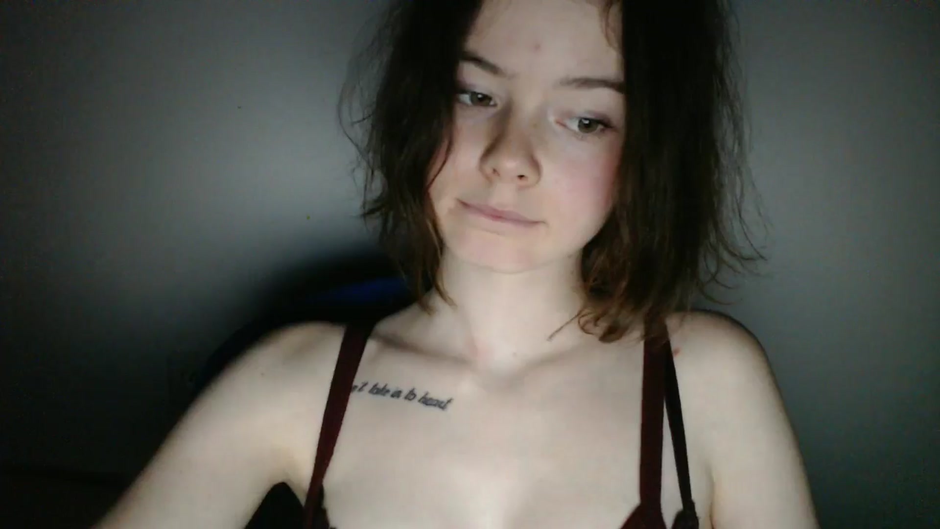 Gallery image thumbnail from KatyaWave's myfreecams stream on, 01/28/2026, 22:45 image 19 of 20