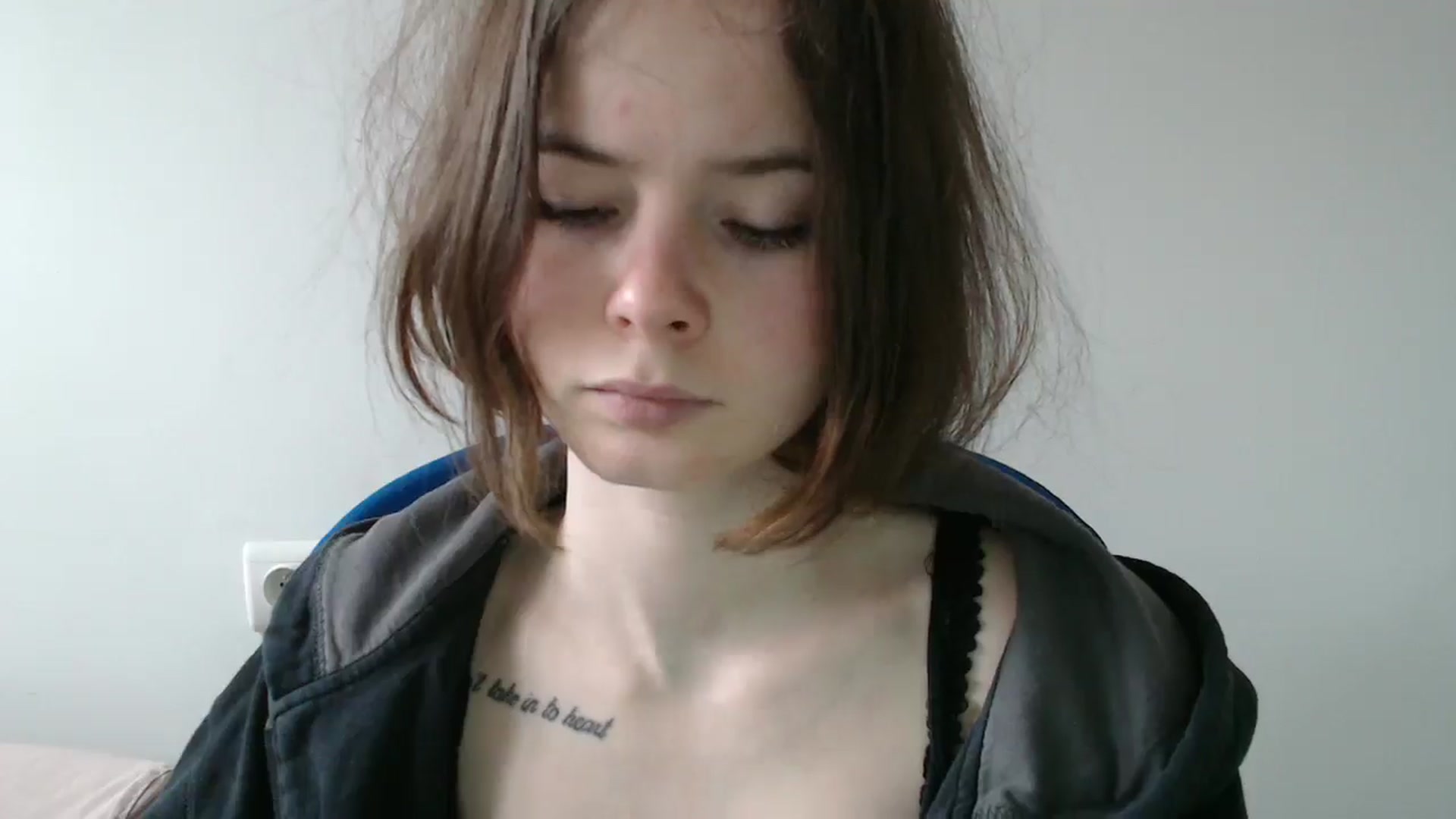 Gallery image thumbnail from KatyaWave's myfreecams stream on, 02/01/2026, 13:33 image 19 of 20