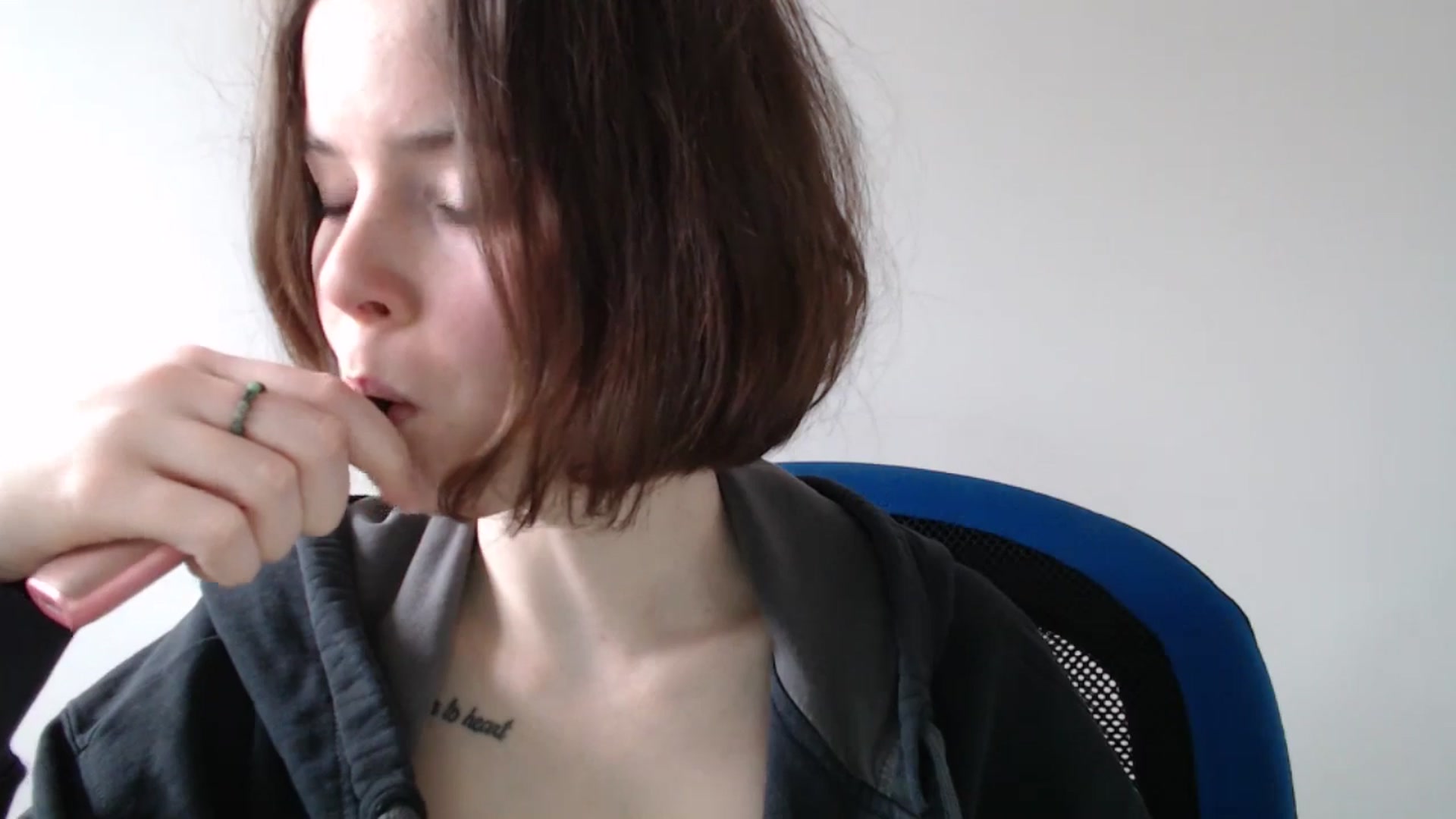 Gallery image thumbnail from KatyaWave's myfreecams stream on, 02/01/2026, 13:33 image 7 of 20