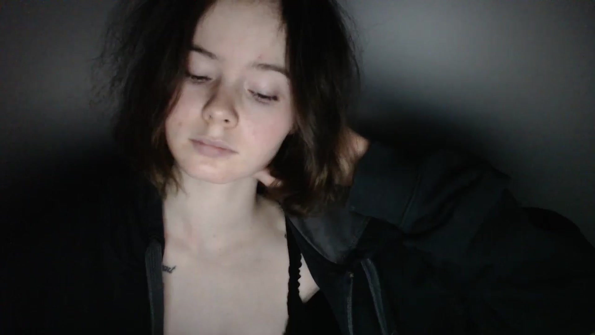 Gallery image thumbnail from KatyaWave's myfreecams stream on, 02/11/2026, 21:29 image 10 of 20