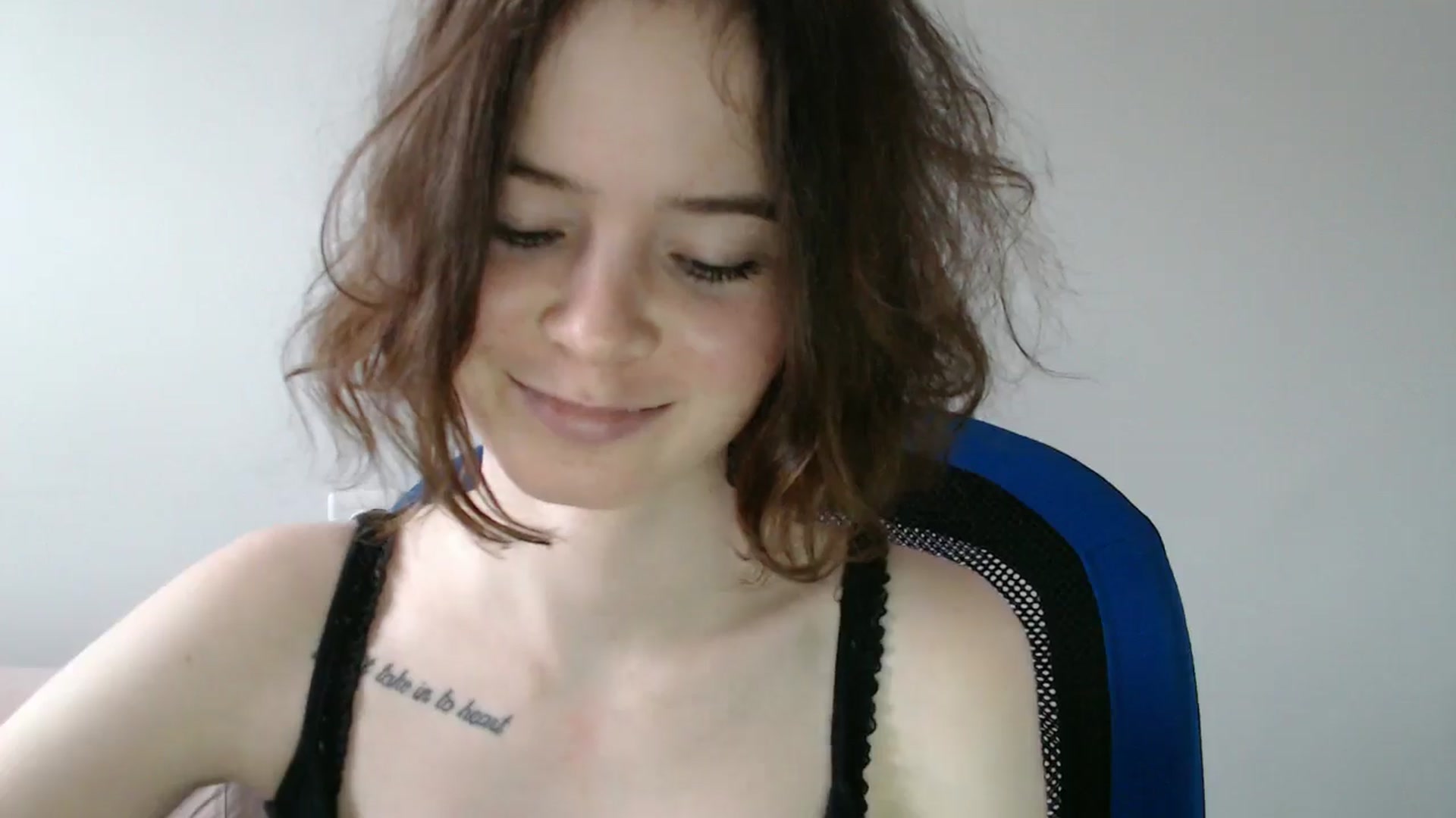 Gallery image thumbnail from KatyaWave's myfreecams stream on, 02/13/2026, 14:29 image 15 of 20