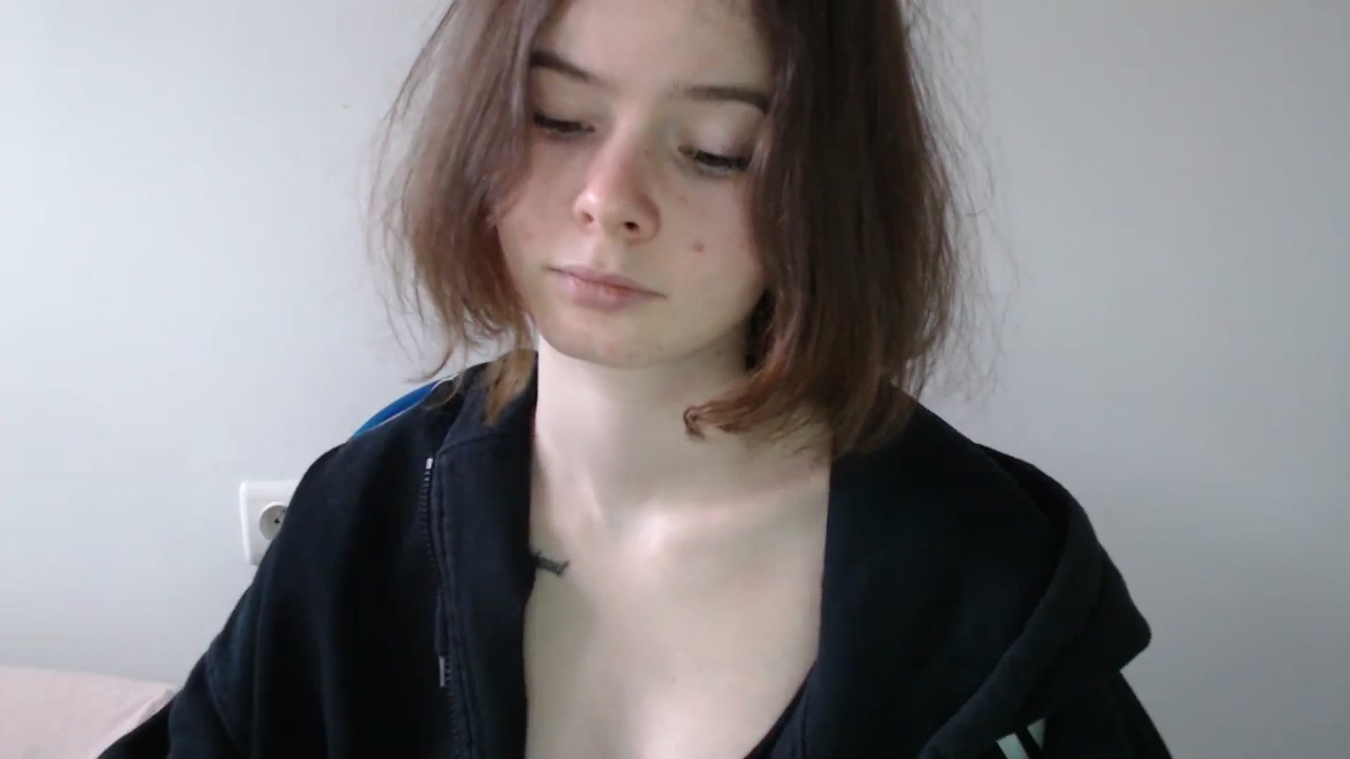 Gallery image thumbnail from KatyaWave's myfreecams stream on, 02/21/2026, 15:17 image 16 of 20