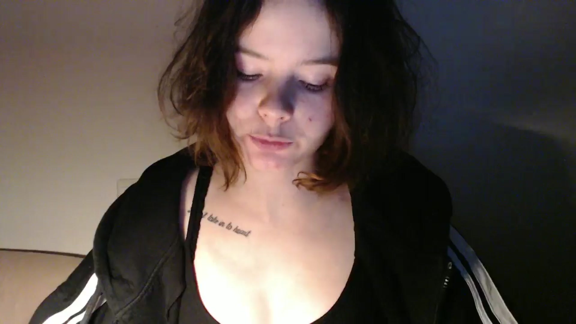 Gallery image thumbnail from KatyaWave's myfreecams stream on, 02/21/2026, 21:07 image 2 of 20