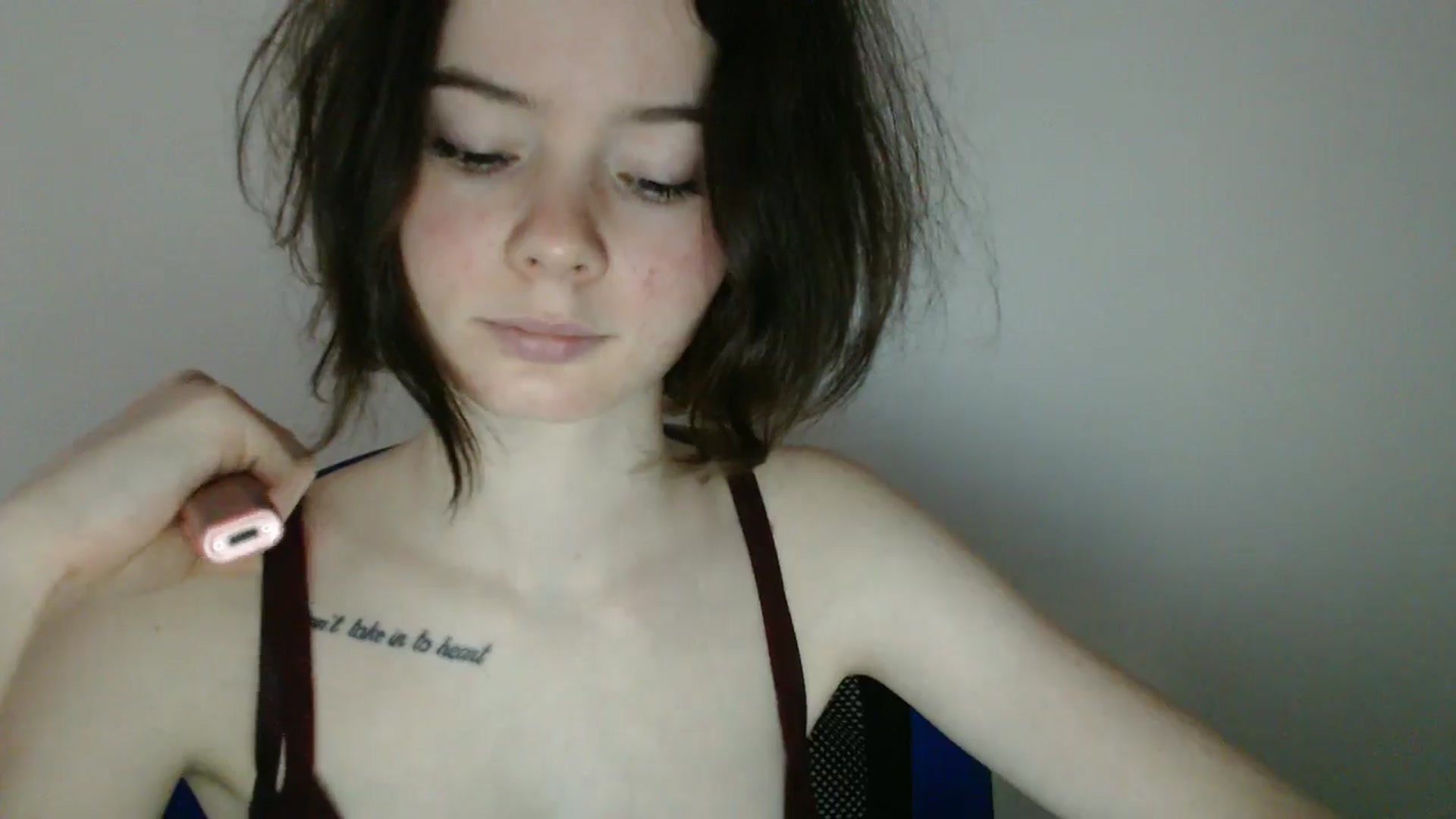 Gallery image thumbnail from KatyaWave's myfreecams stream on, 03/05/2026, 13:45 image 18 of 20