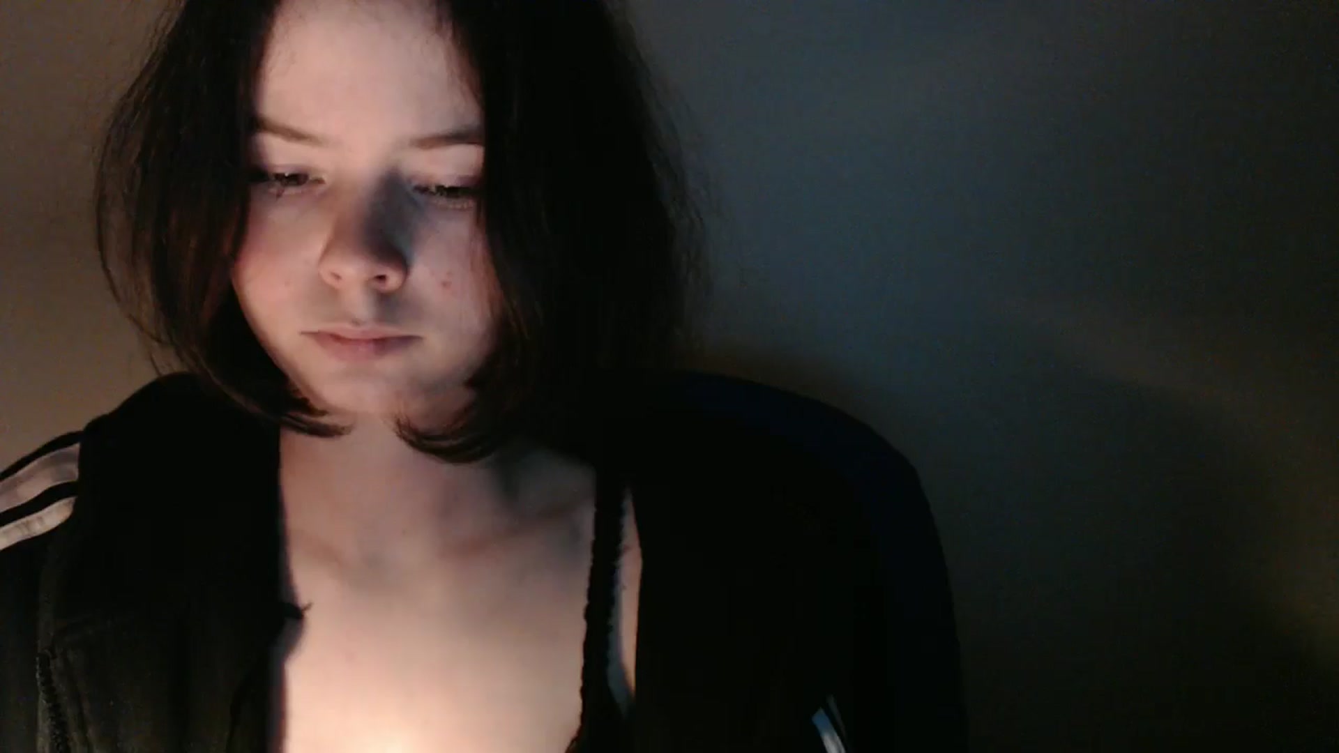 Gallery image thumbnail from KatyaWave's myfreecams stream on, 03/06/2026, 19:31 image 12 of 20